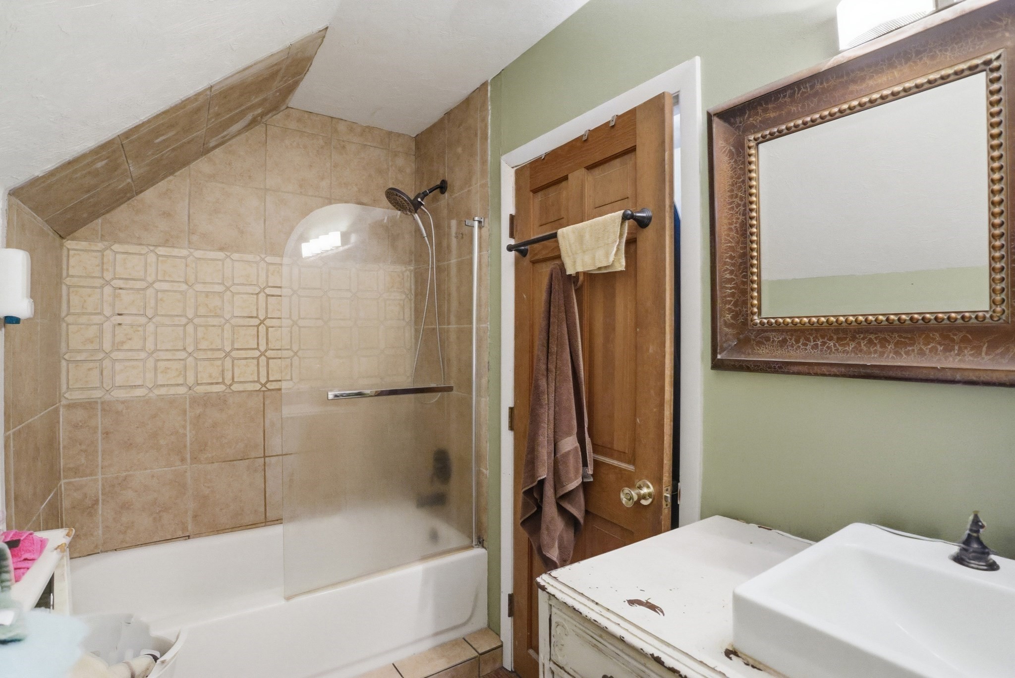 24 Lawrence St Property Photo 20