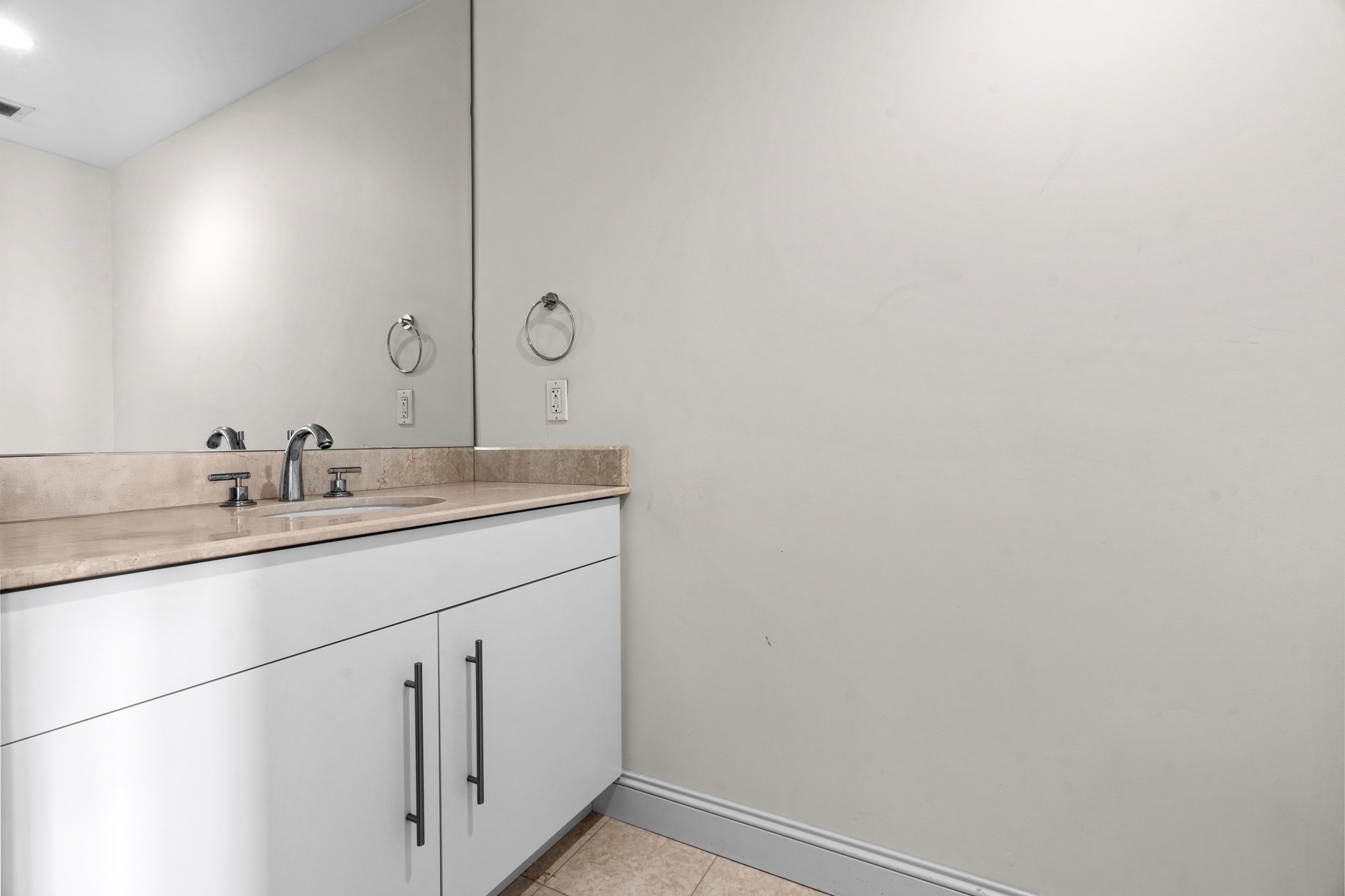 778 Boylston Street # 8f Property Photo 6