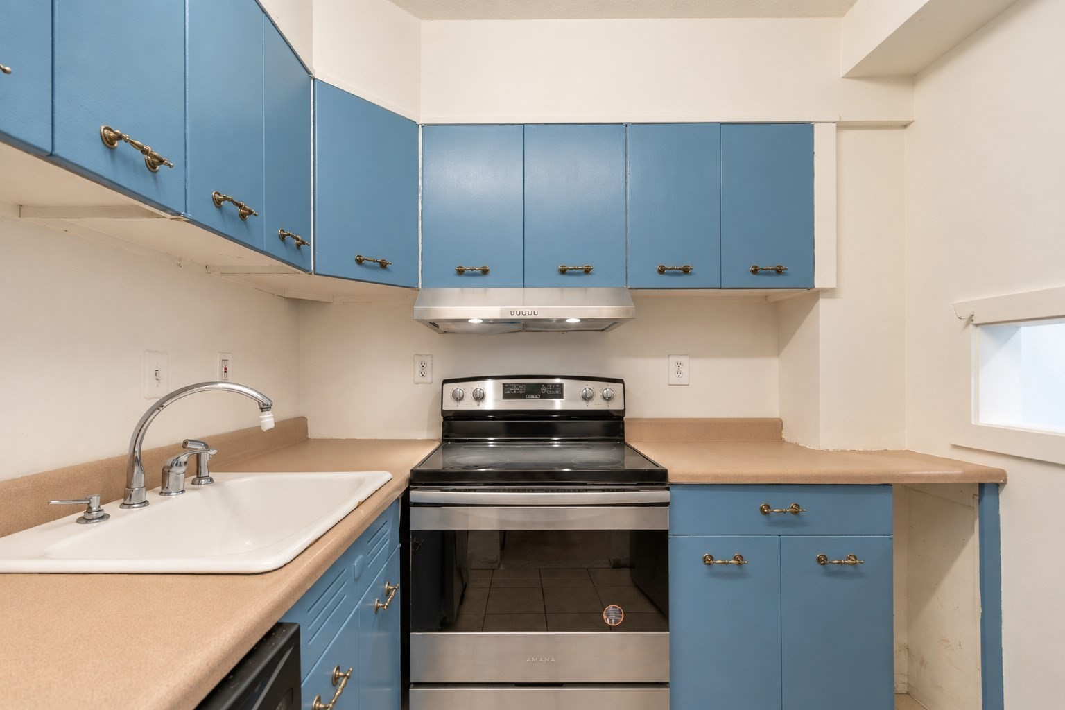 101 Mulberry St # 311 Property Photo 4