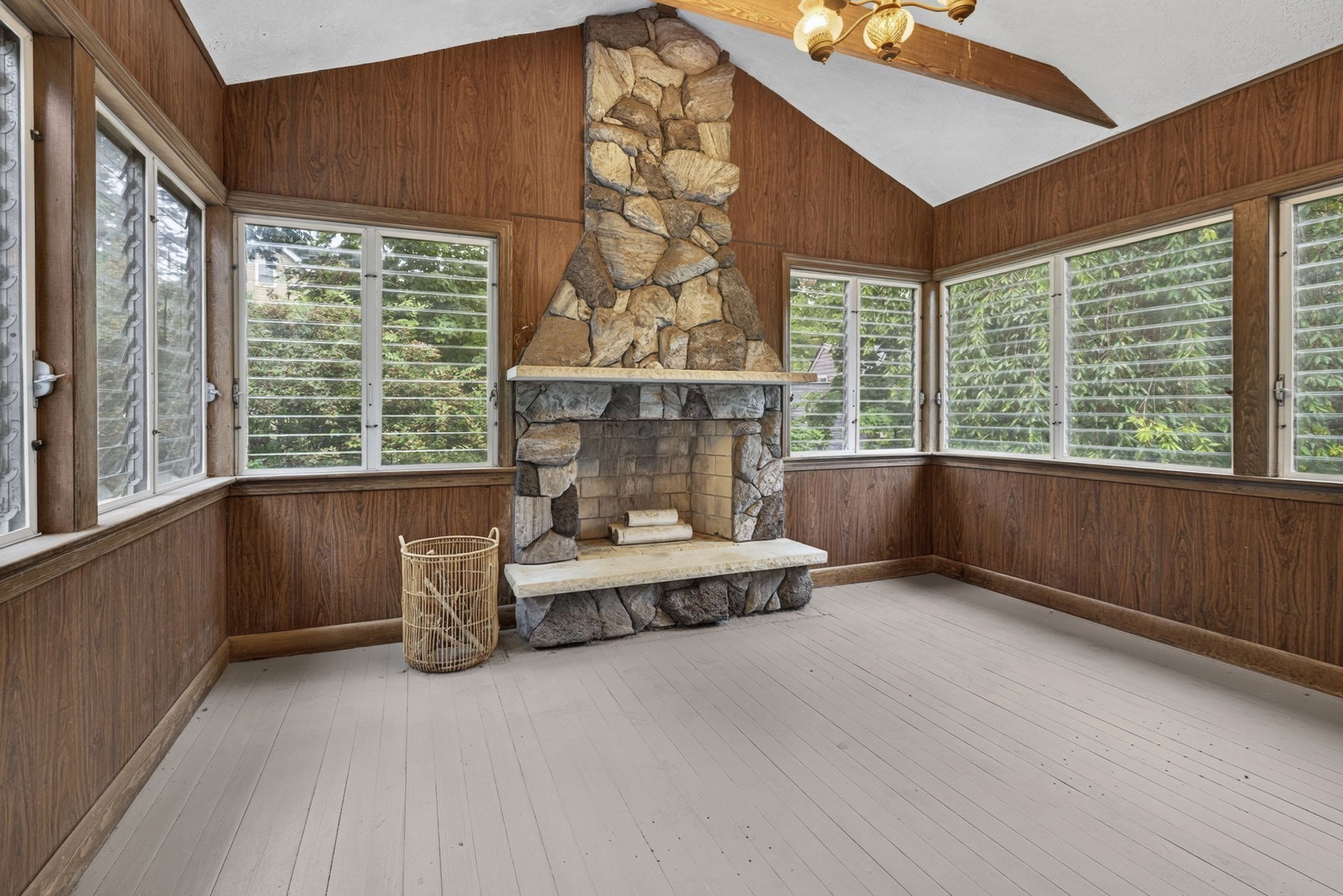 25 Gray Ter Property Photo 17