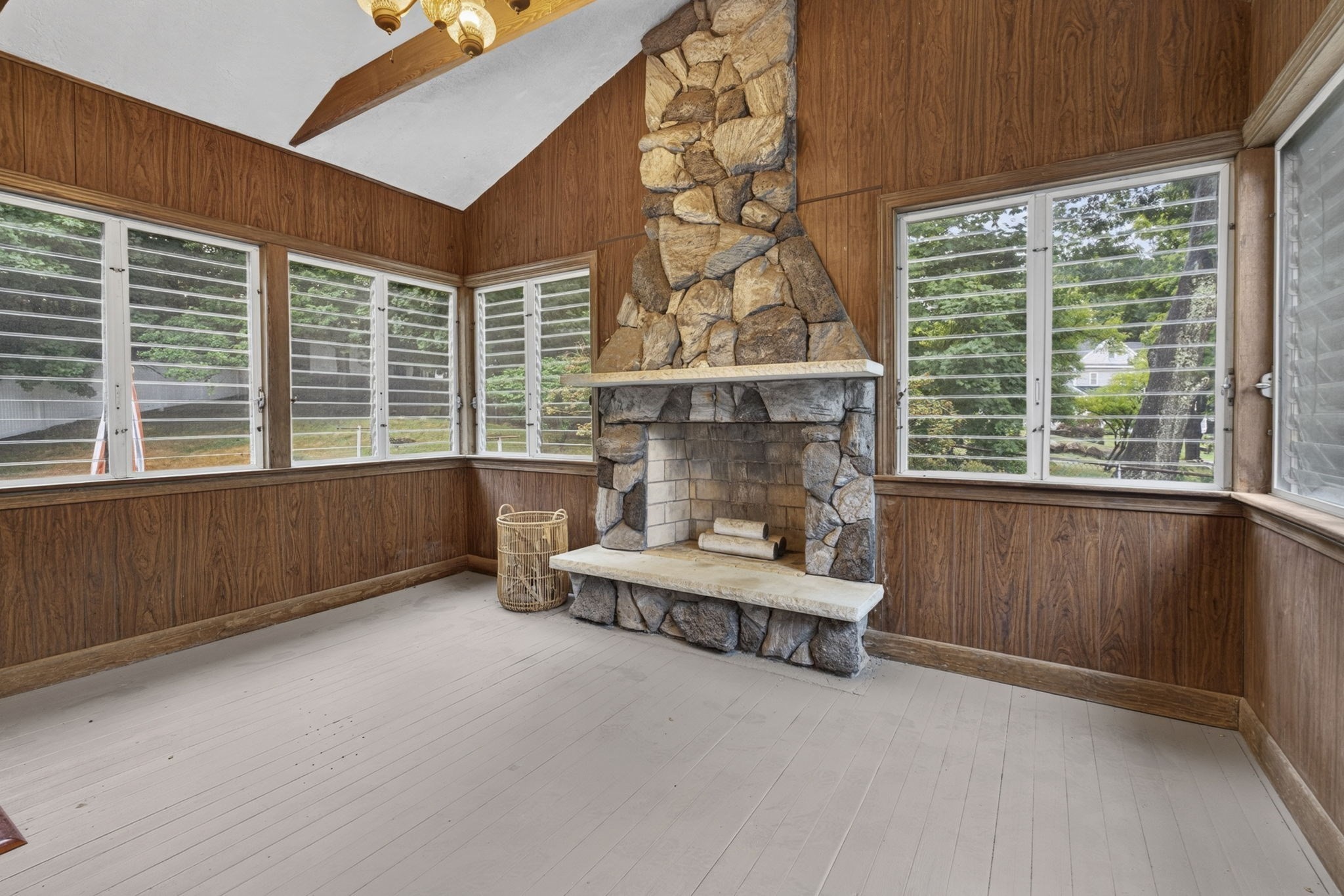 25 Gray Ter Property Photo 19