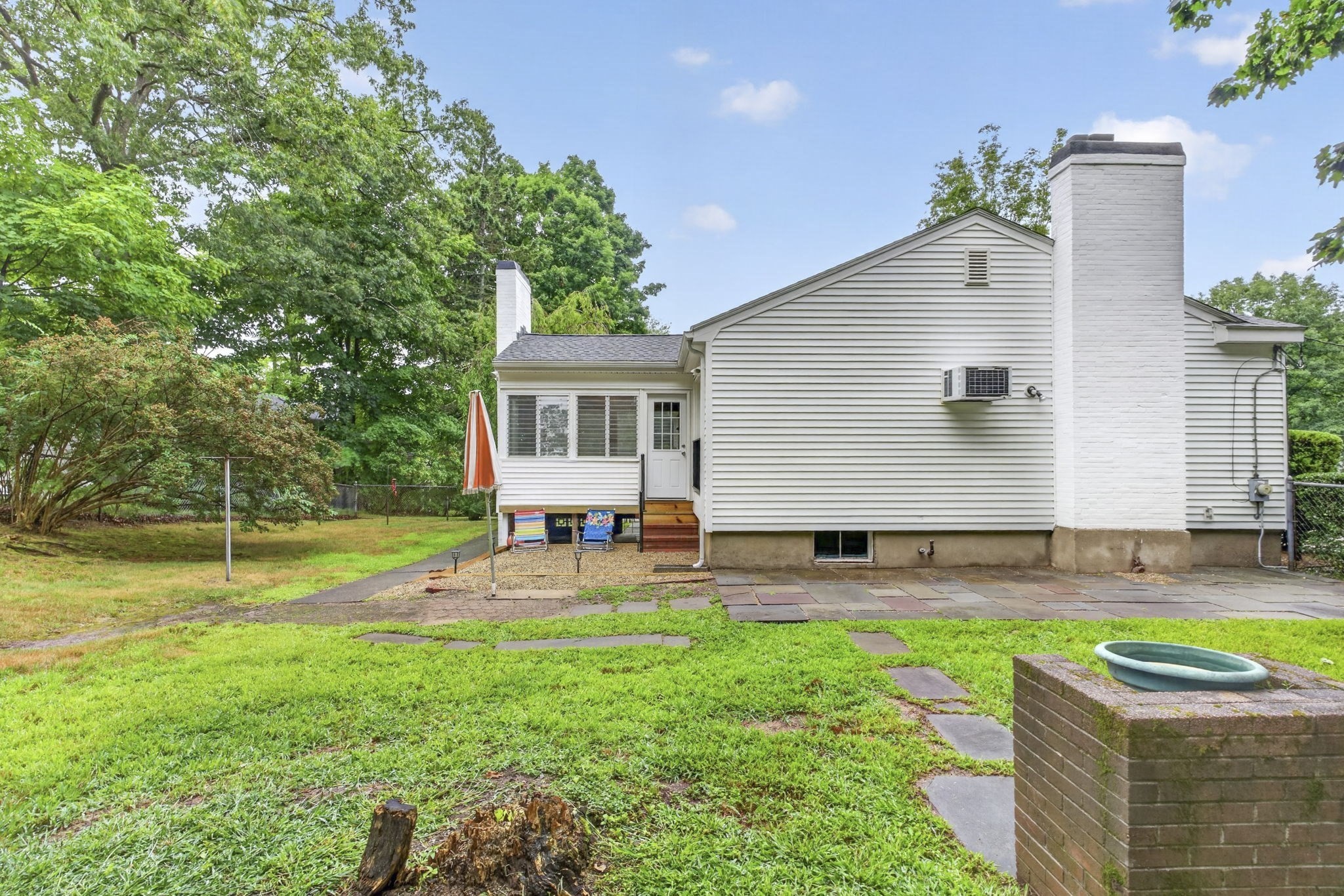 25 Gray Ter Property Photo 36