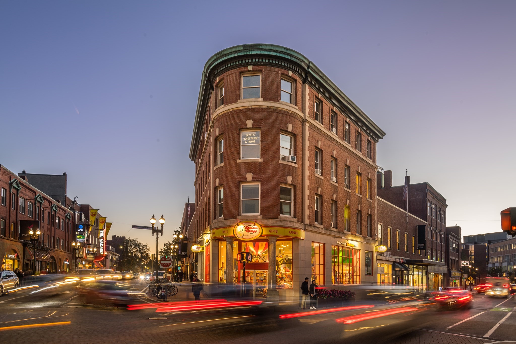 20 Brattle St Property Photo 1