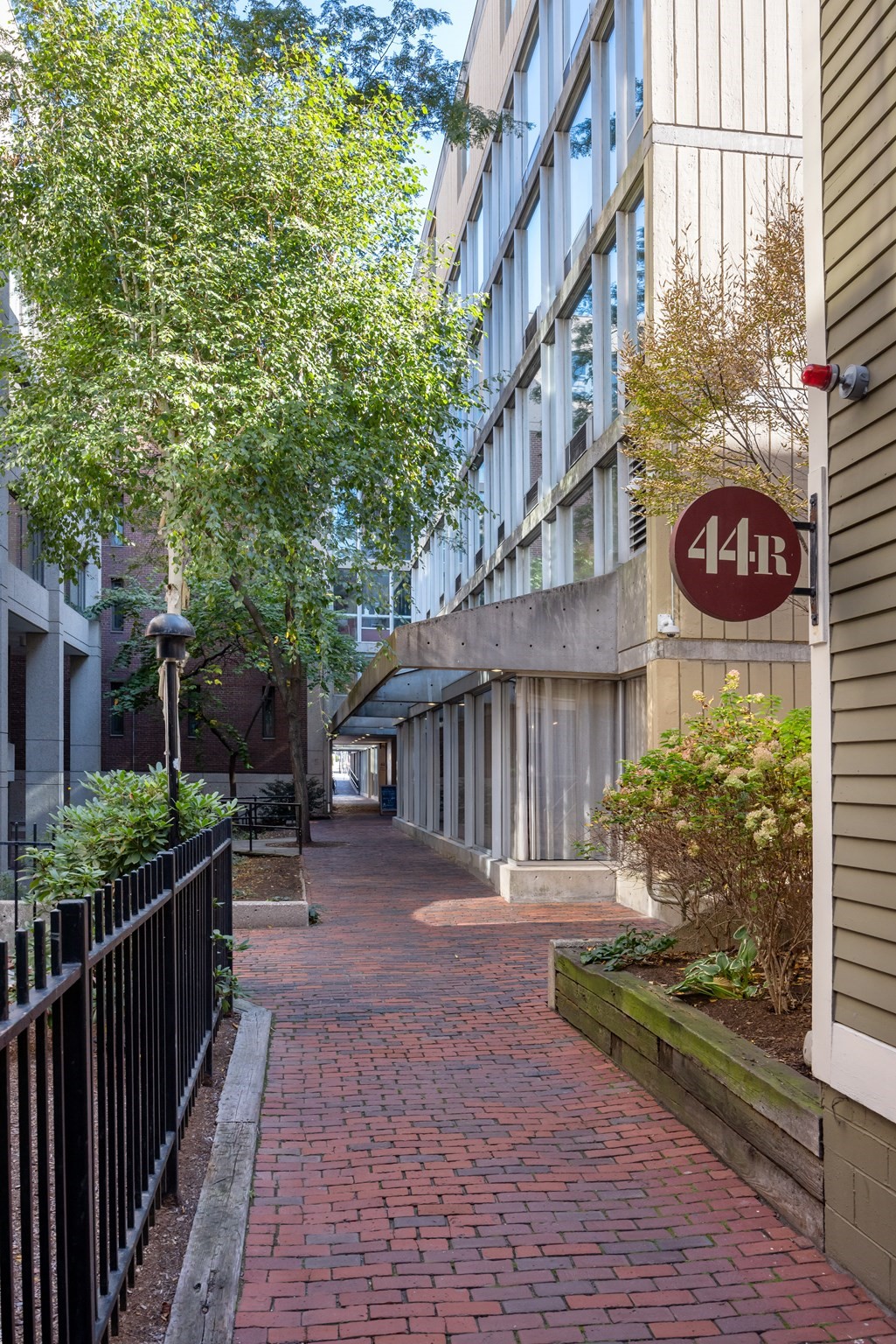 44r Brattle St Property Photo 5