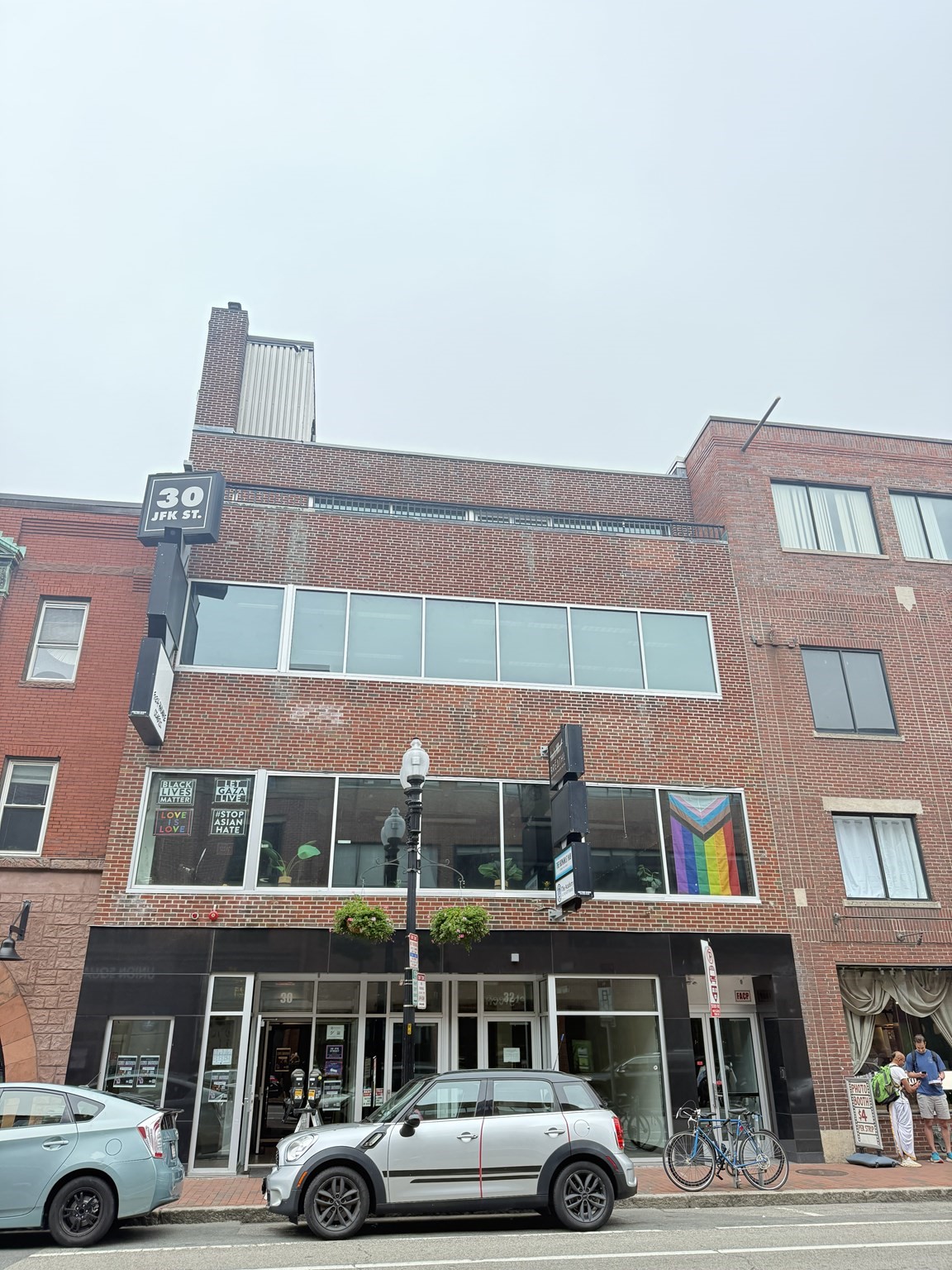 30 Jfk St Property Photo 1