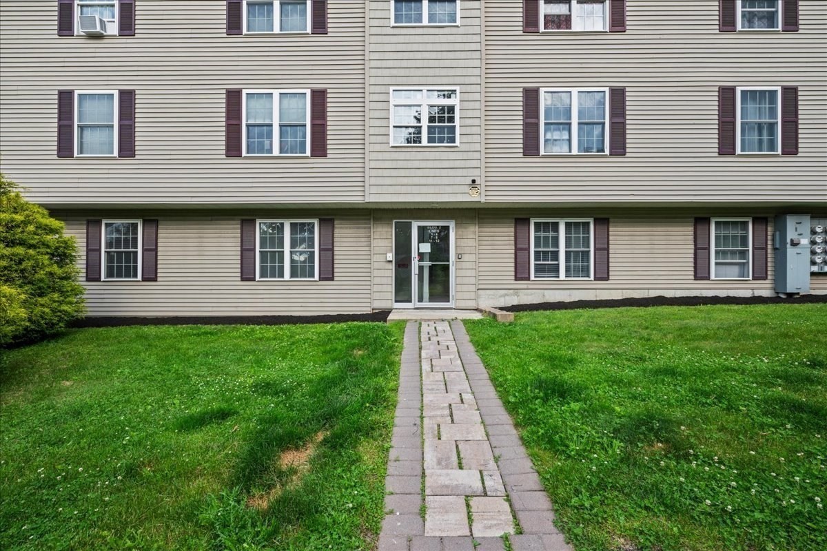 1 Hatfield St # 5 Property Photo 3