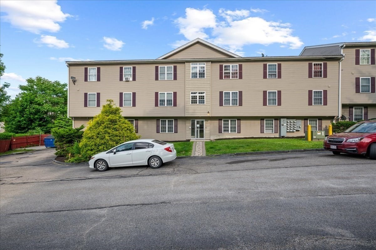 1 Hatfield St # 5 Property Photo 15