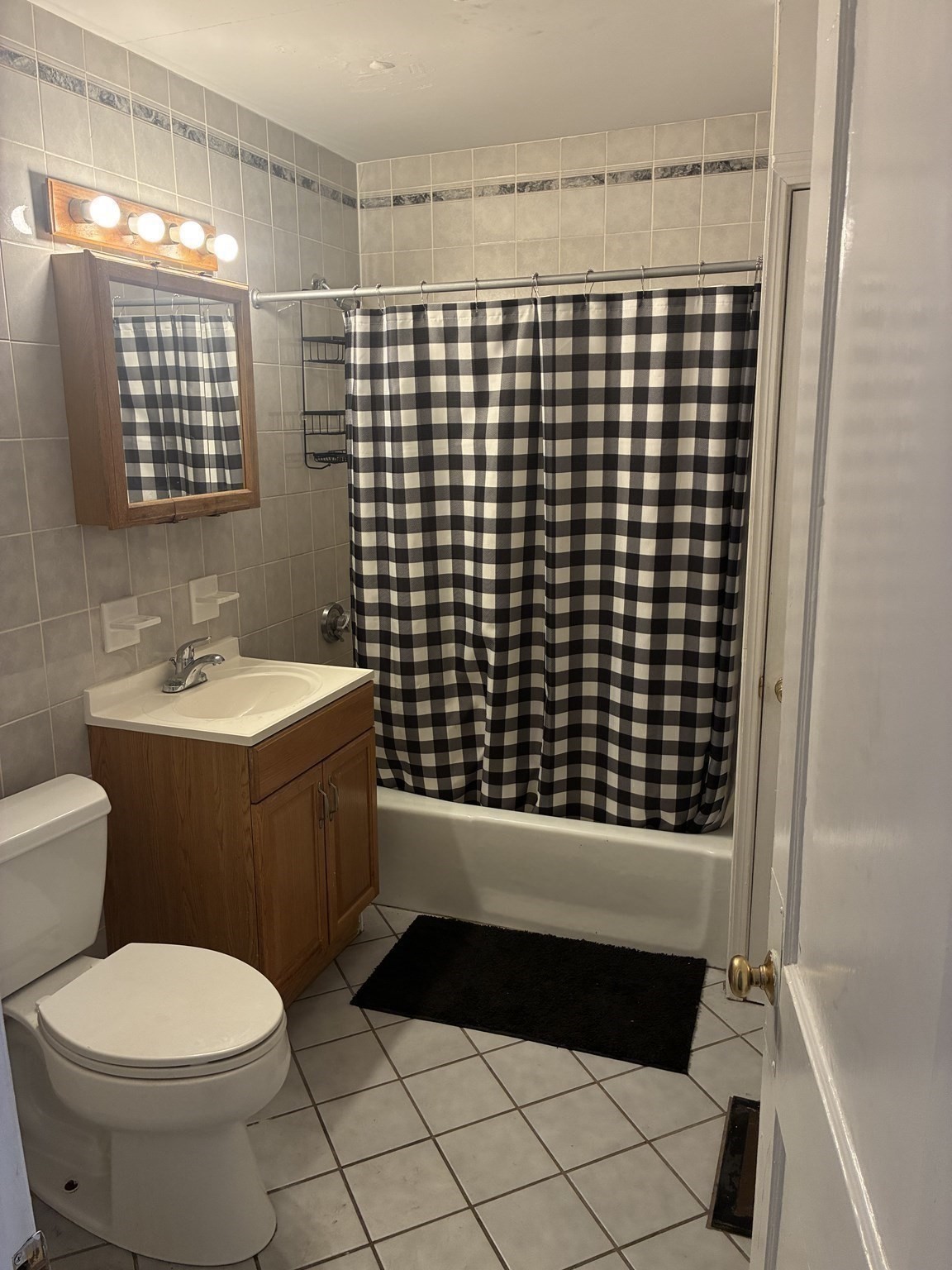 49 St Margaret St # 1 Property Photo 8