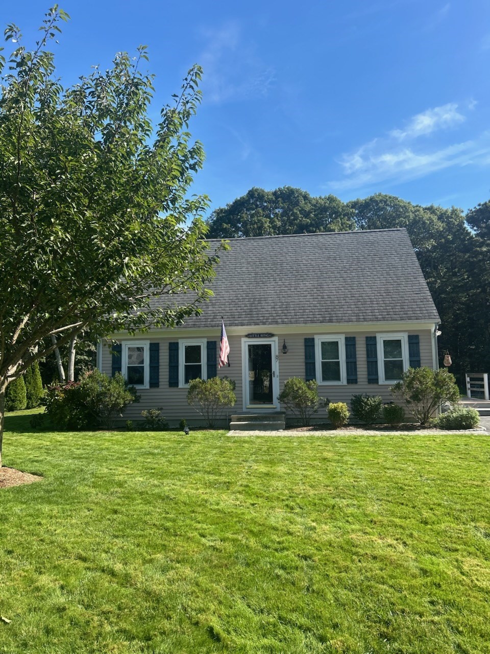 87 Seabrook Dr Property Photo 2