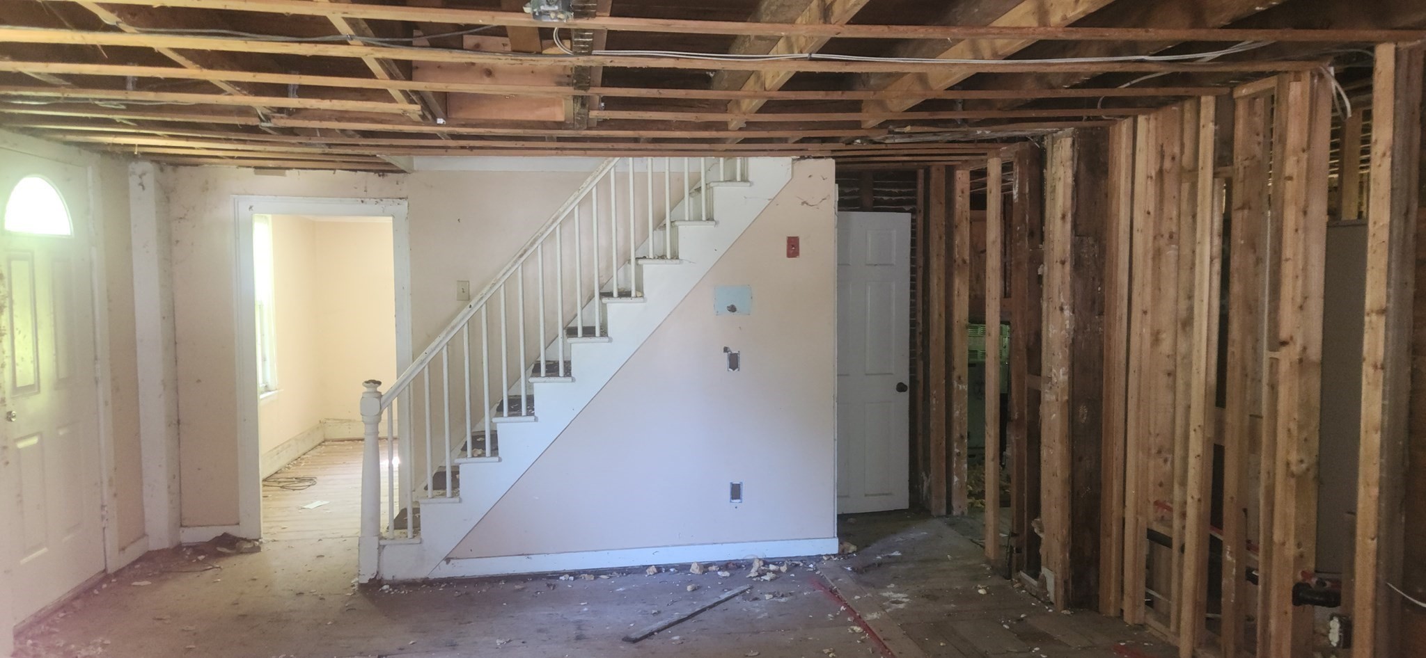 153 Main St Property Photo 5