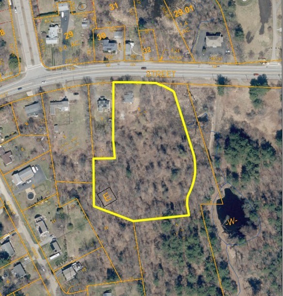 153 Main St Property Photo 14