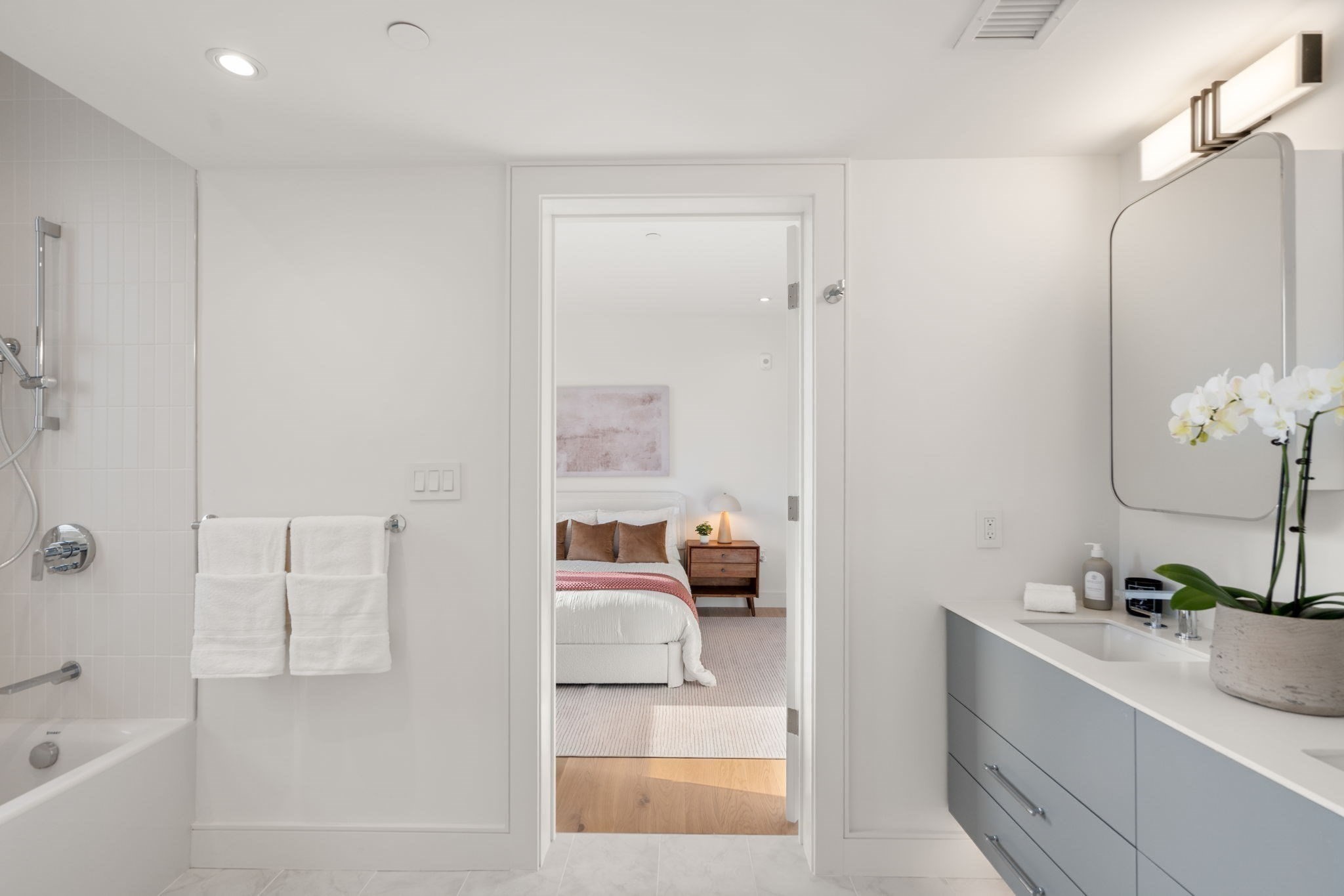 595 Albany Street Ph Property Photo 25
