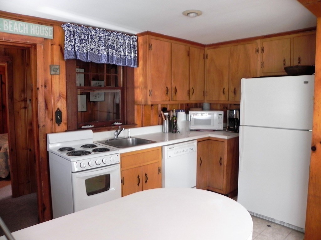 35 Cleveland Way (winter) Property Photo 12