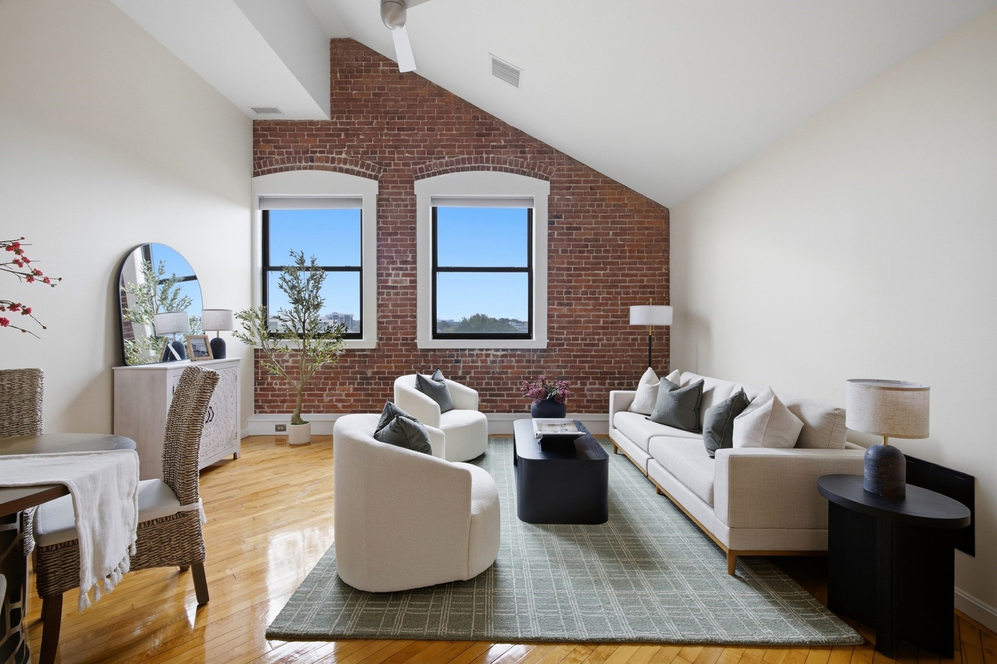 94 Newbury Ave # 402 Property Photo 1