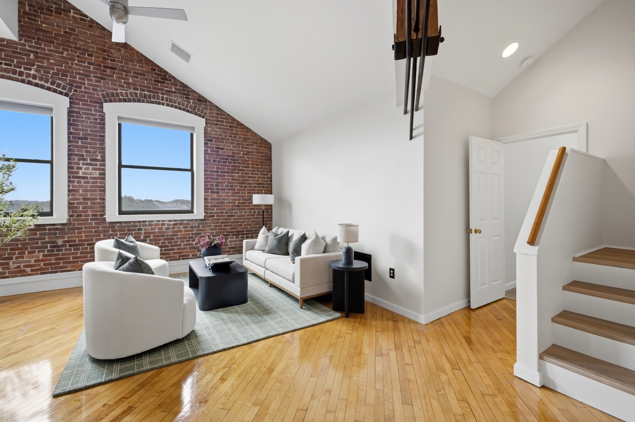 94 Newbury Ave # 402 Property Photo 3