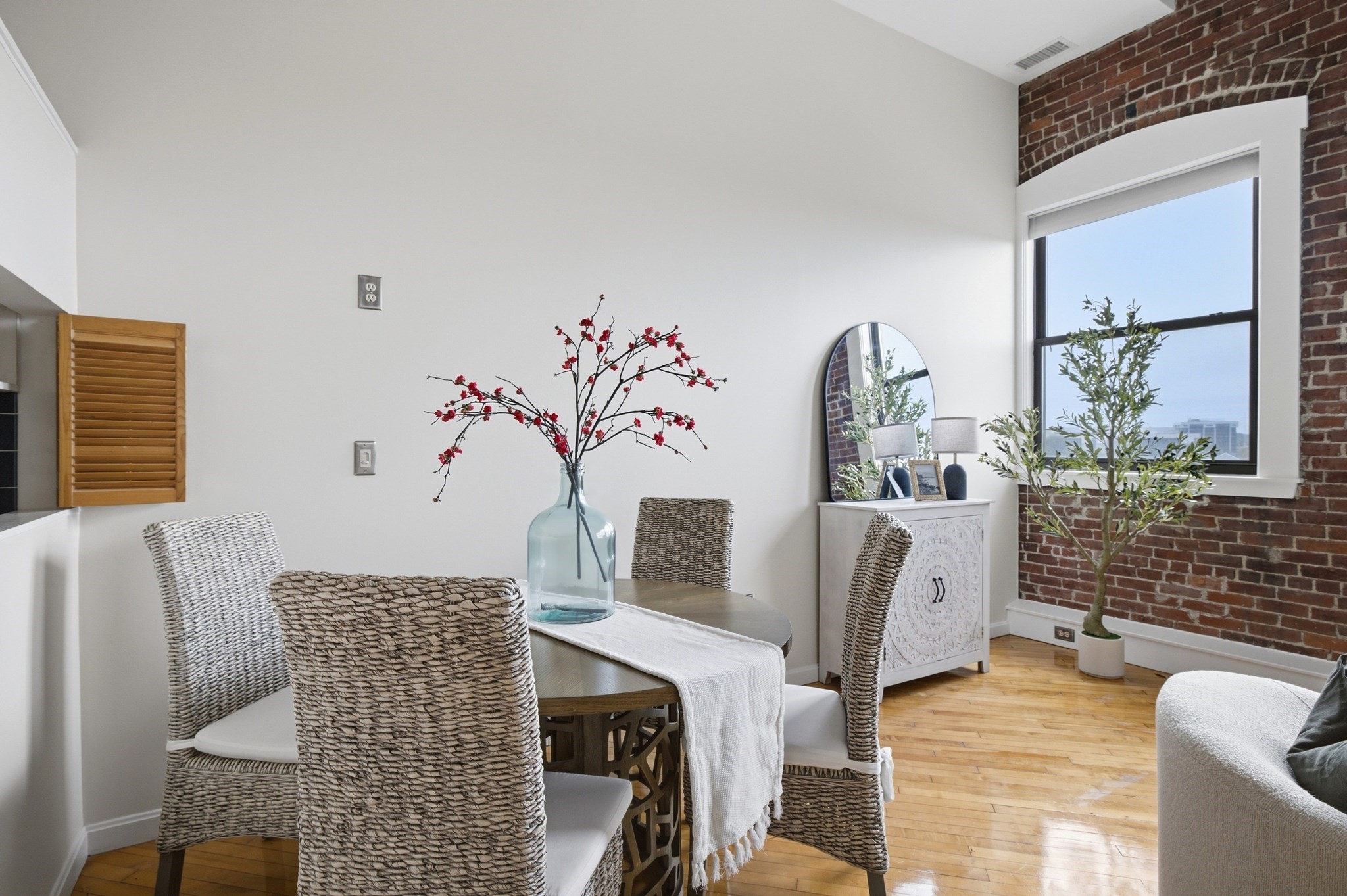 94 Newbury Ave # 402 Property Photo 17