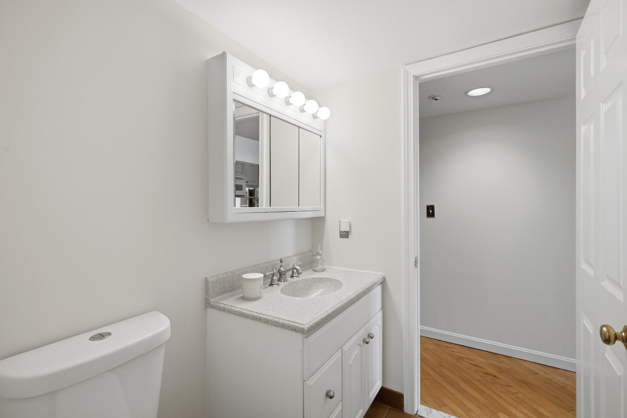 94 Newbury Ave # 402 Property Photo 24