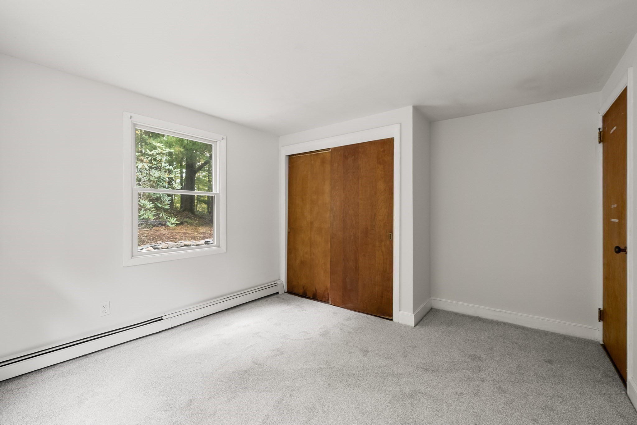 208 Mount Vernon Rd E Property Photo 14
