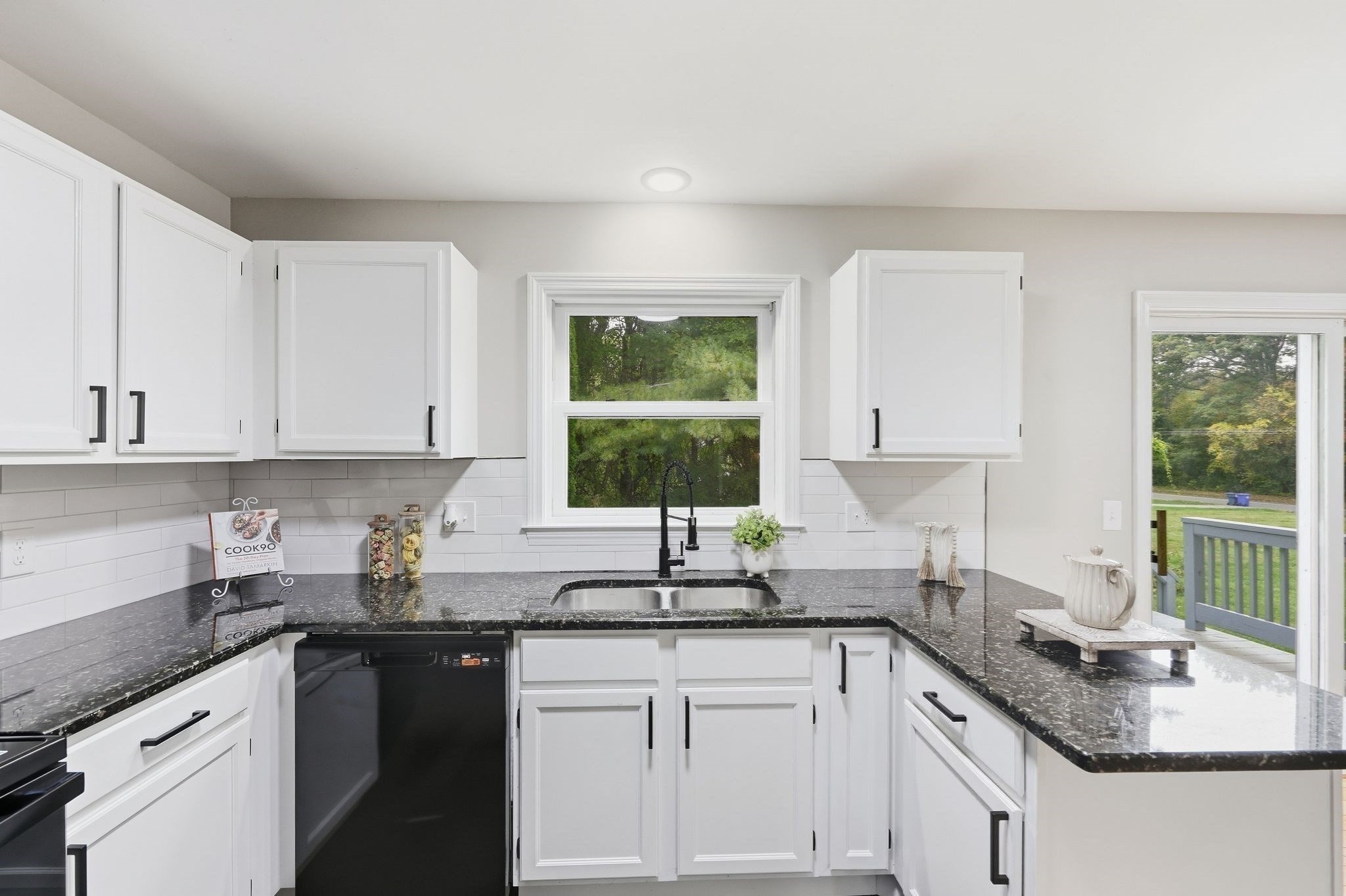 6 Boynton Road # B Property Photo 7