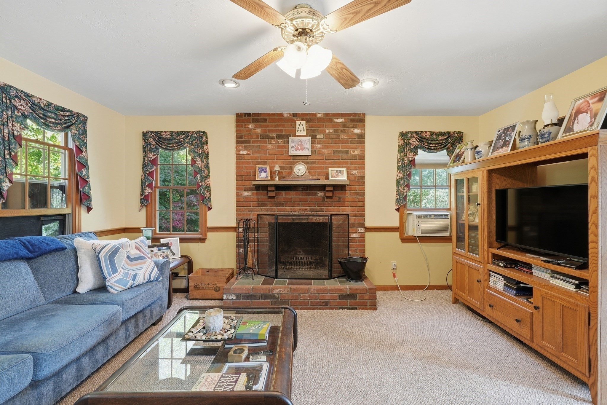 235 Pierce Rd Property Photo 10