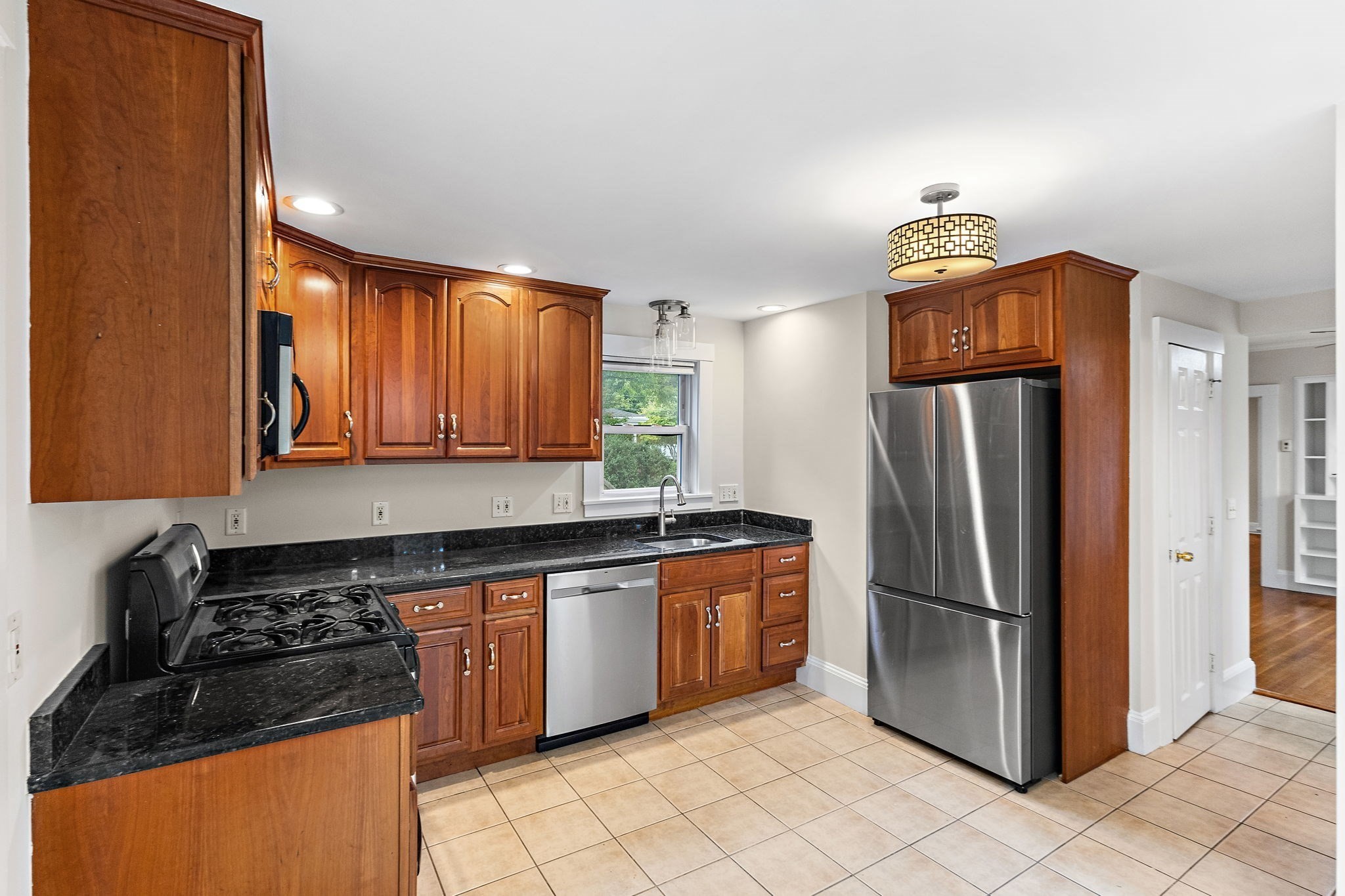 22 Salem St. # 1 Property Photo 3
