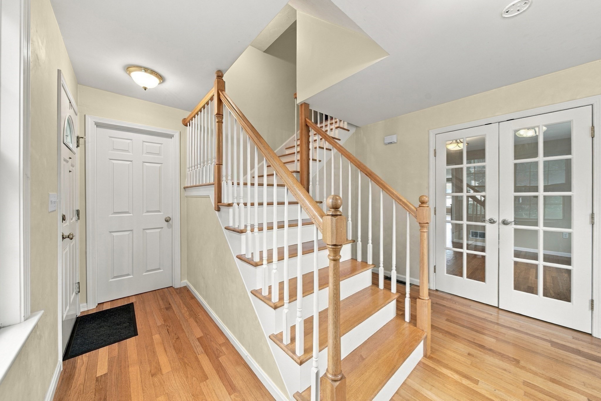 80 Grove St Property Photo 21
