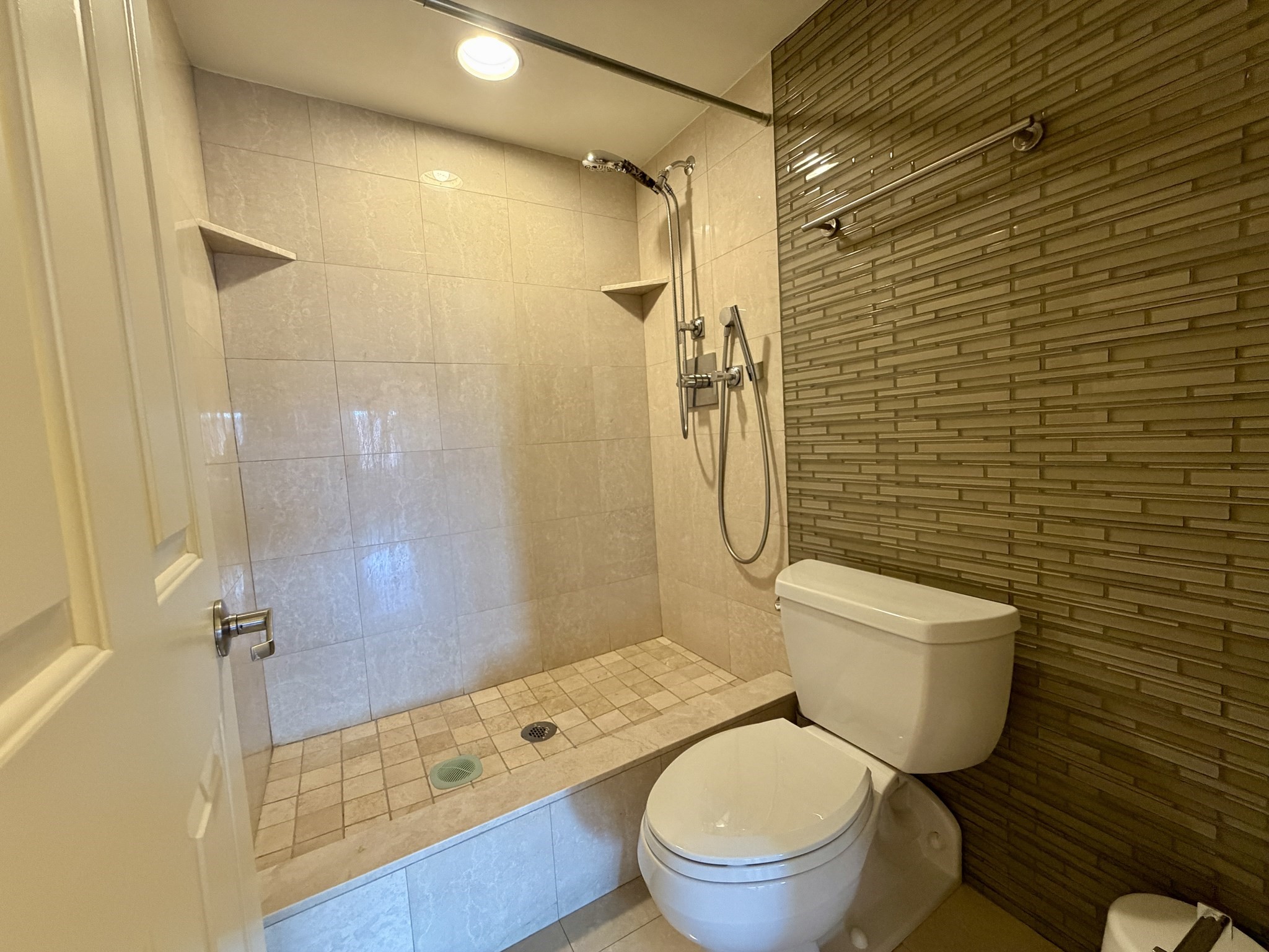 8-10 Museum Way # 2324 Property Photo 7