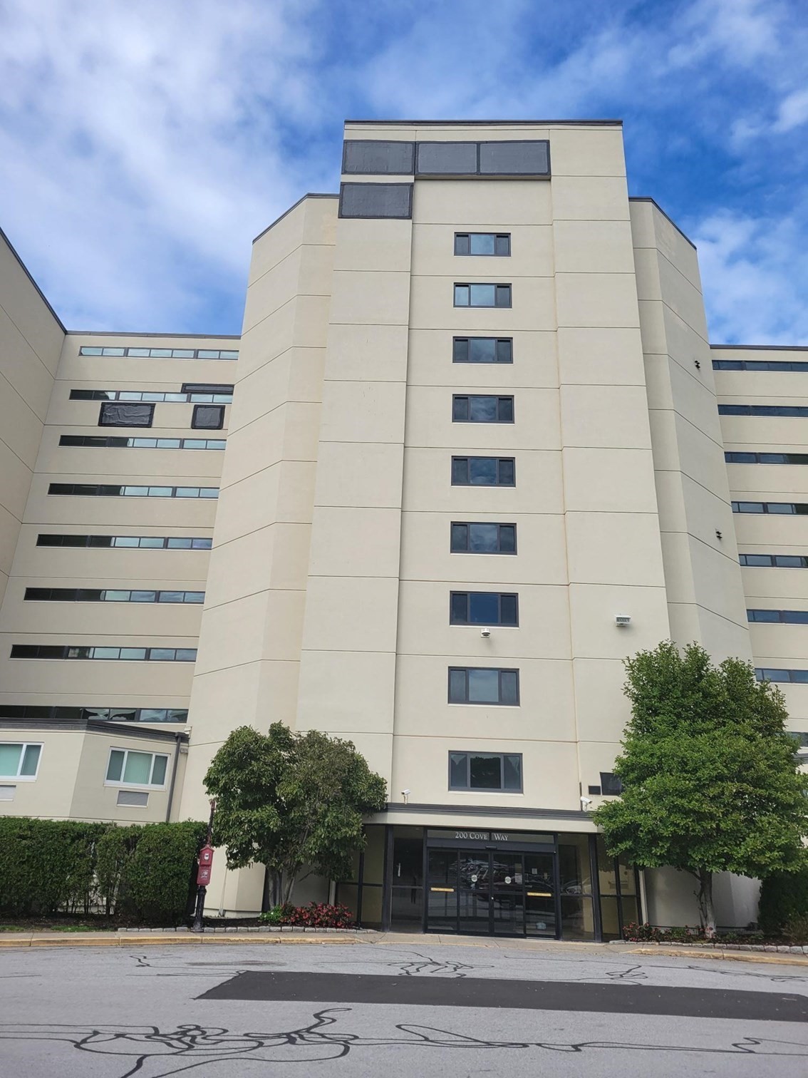 200 Cove Way # 612 Property Photo 1