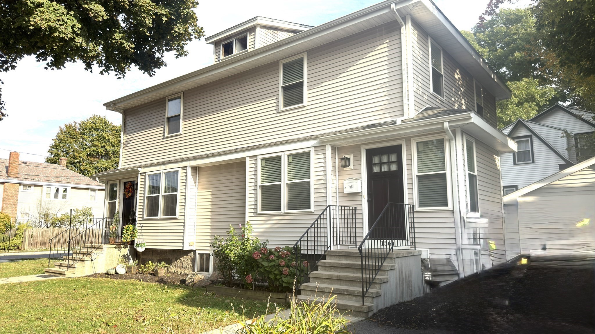 156 Elmwood Ave # B Property Photo 1