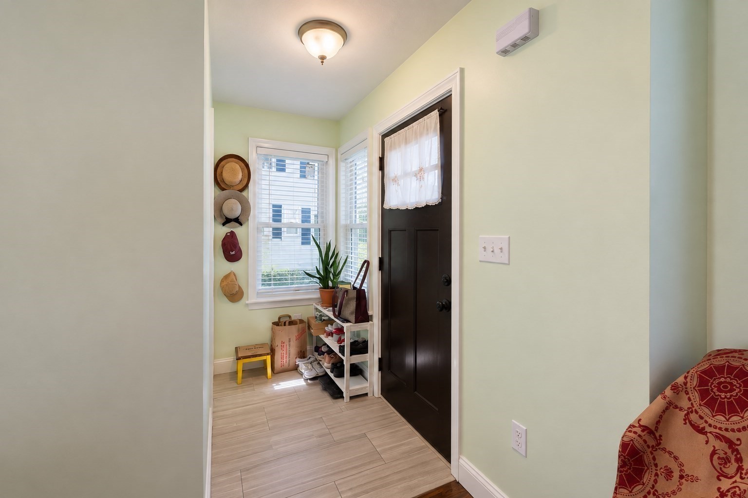 156 Elmwood Ave # B Property Photo 12