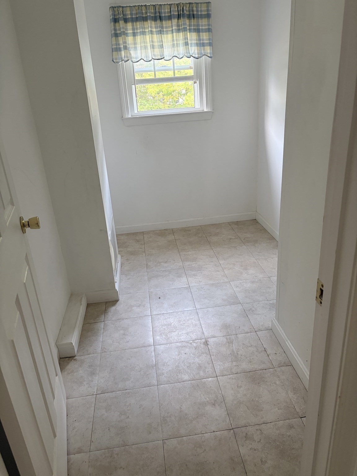 4 Westview Ave Property Photo 10