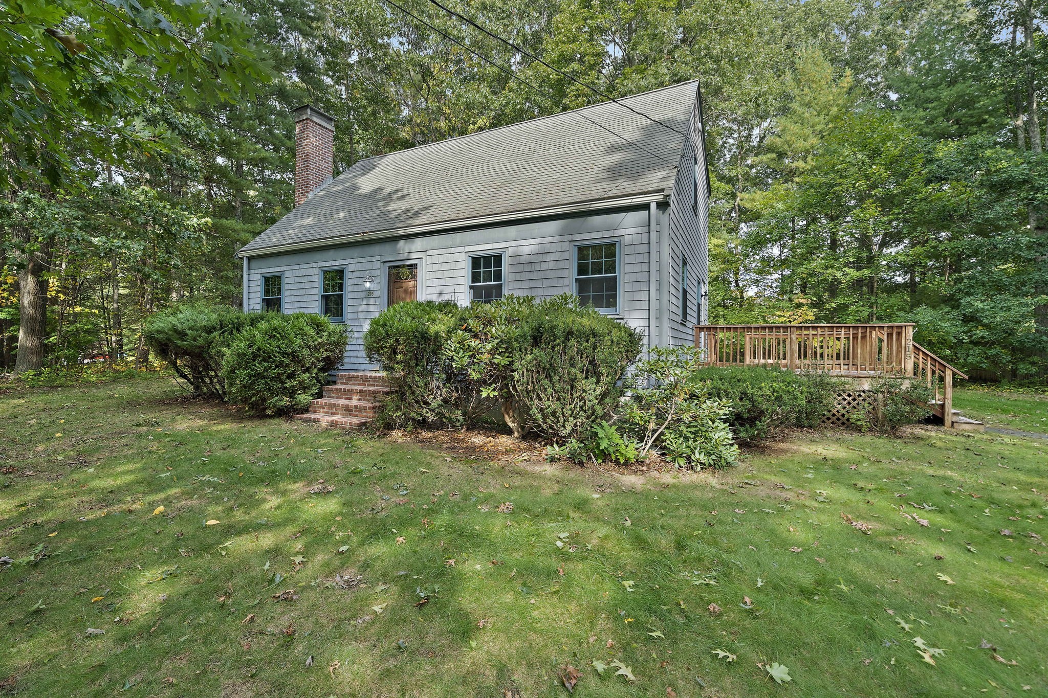 215 Bay State Cir Property Photo 1