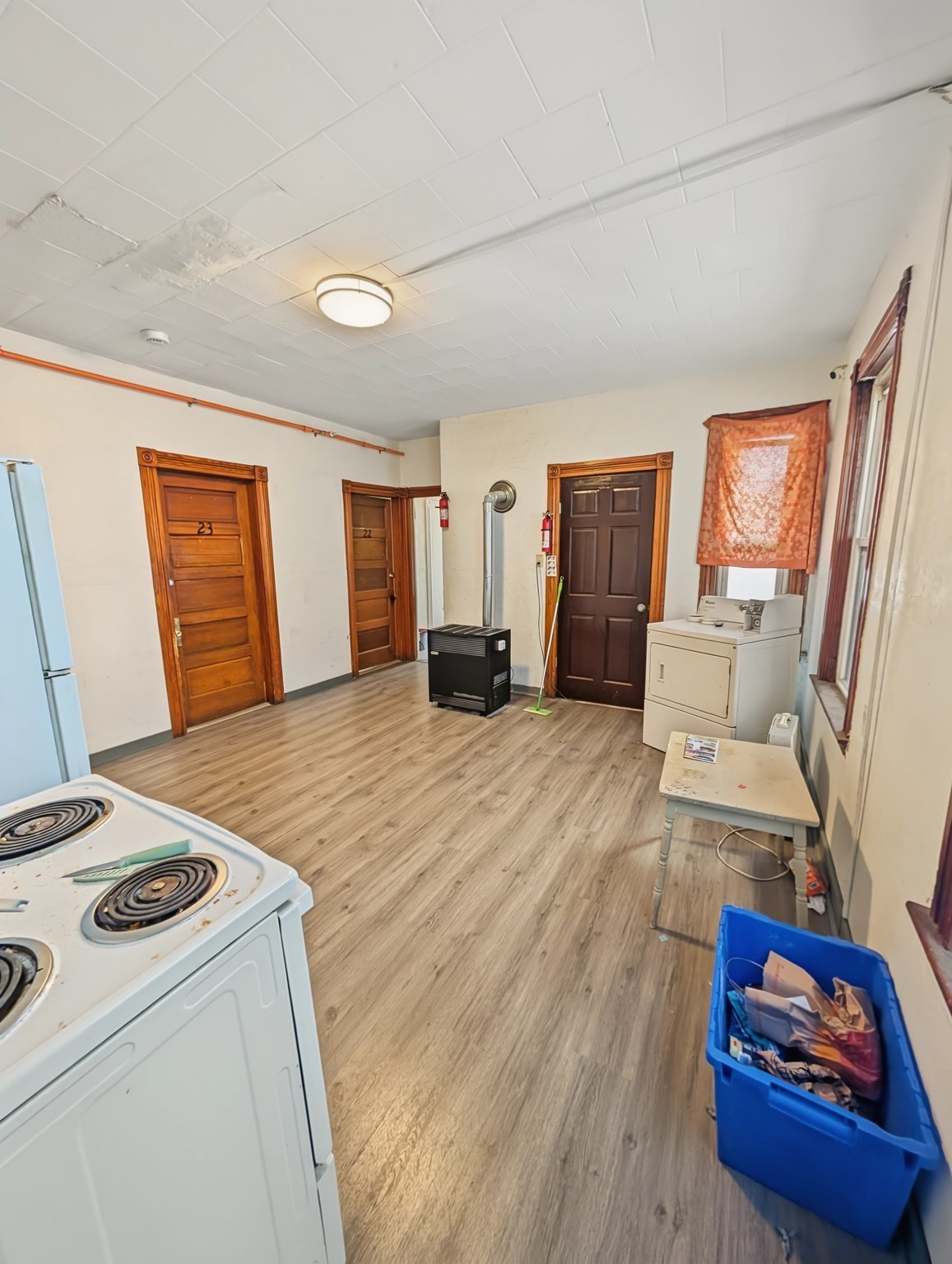 19 Perry Ave Property Photo 15