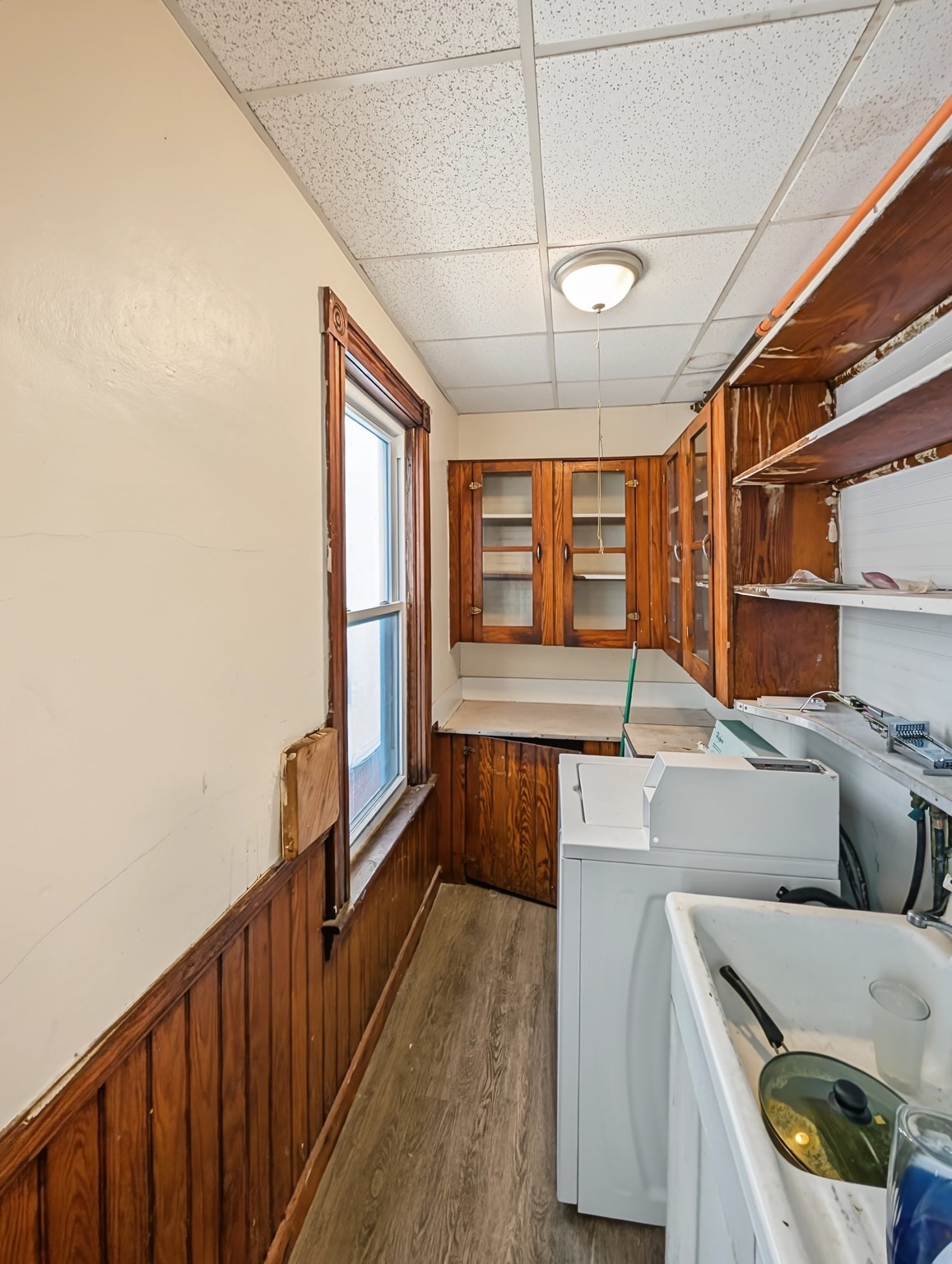 19 Perry Ave Property Photo 16