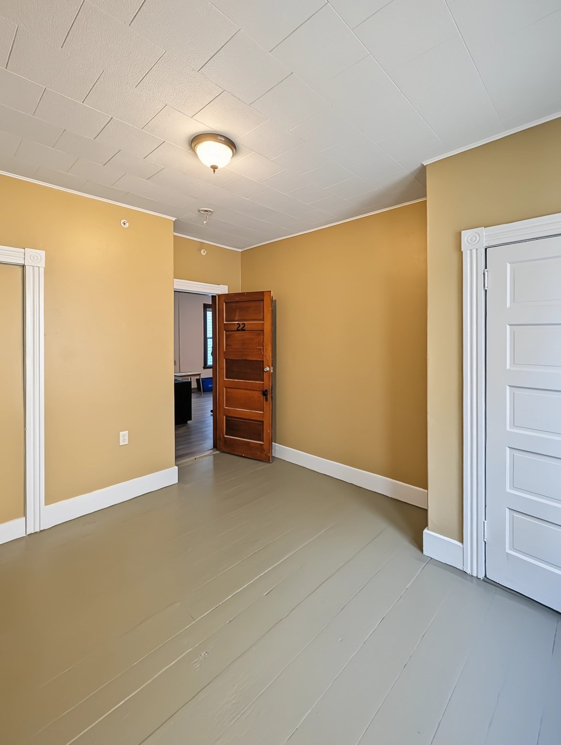 19 Perry Ave Property Photo 21