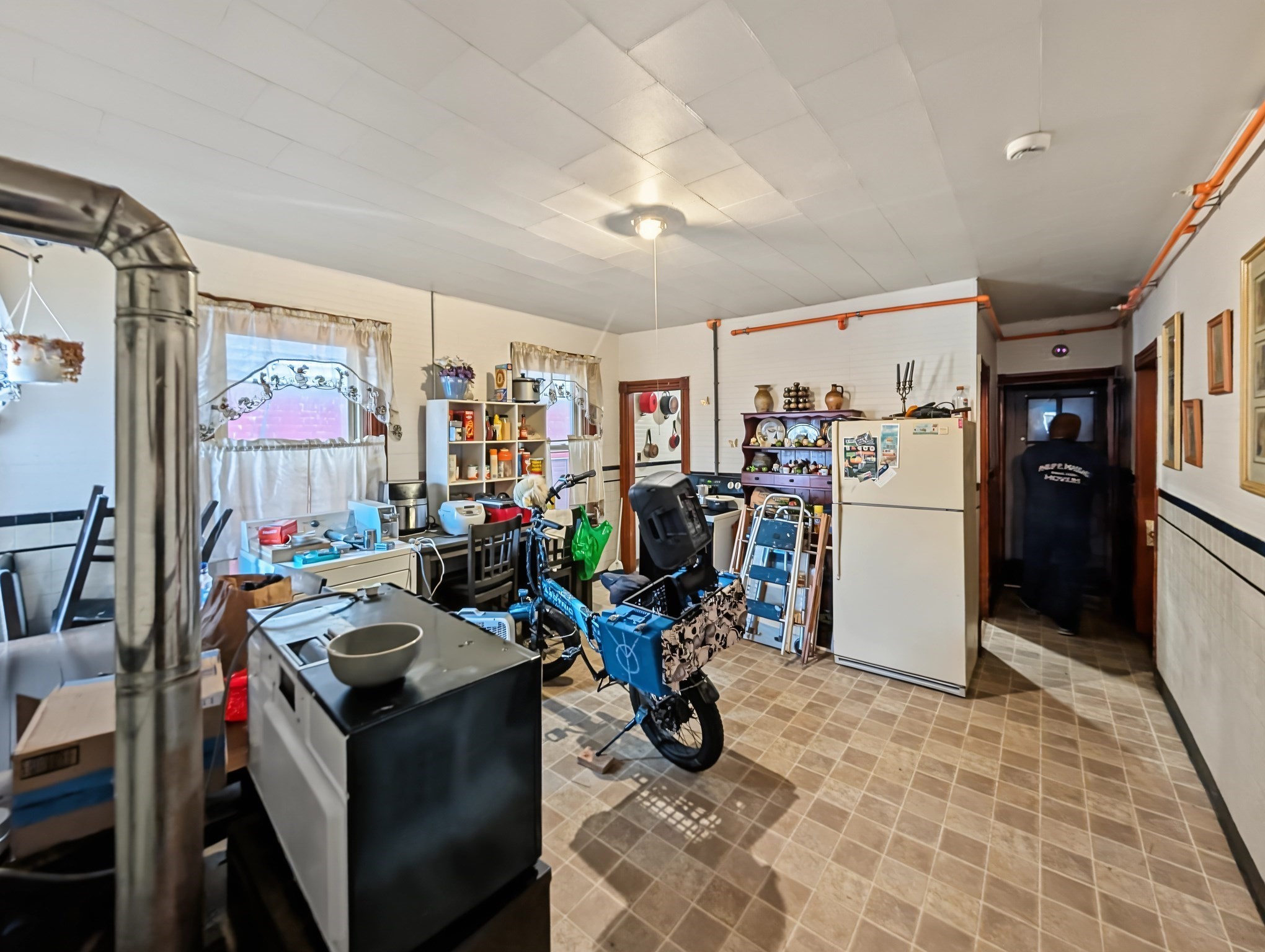 19 Perry Ave Property Photo 28