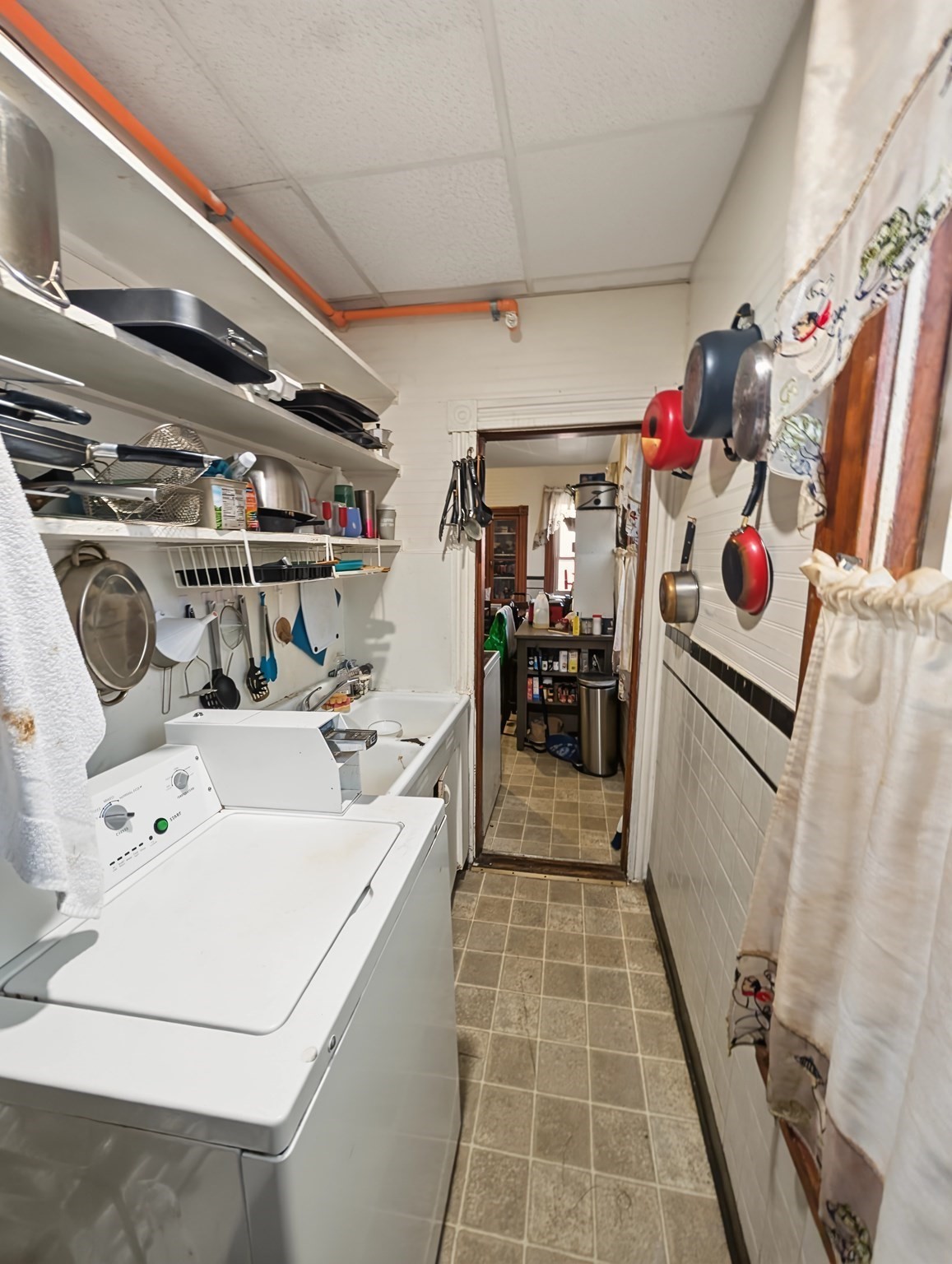 19 Perry Ave Property Photo 32