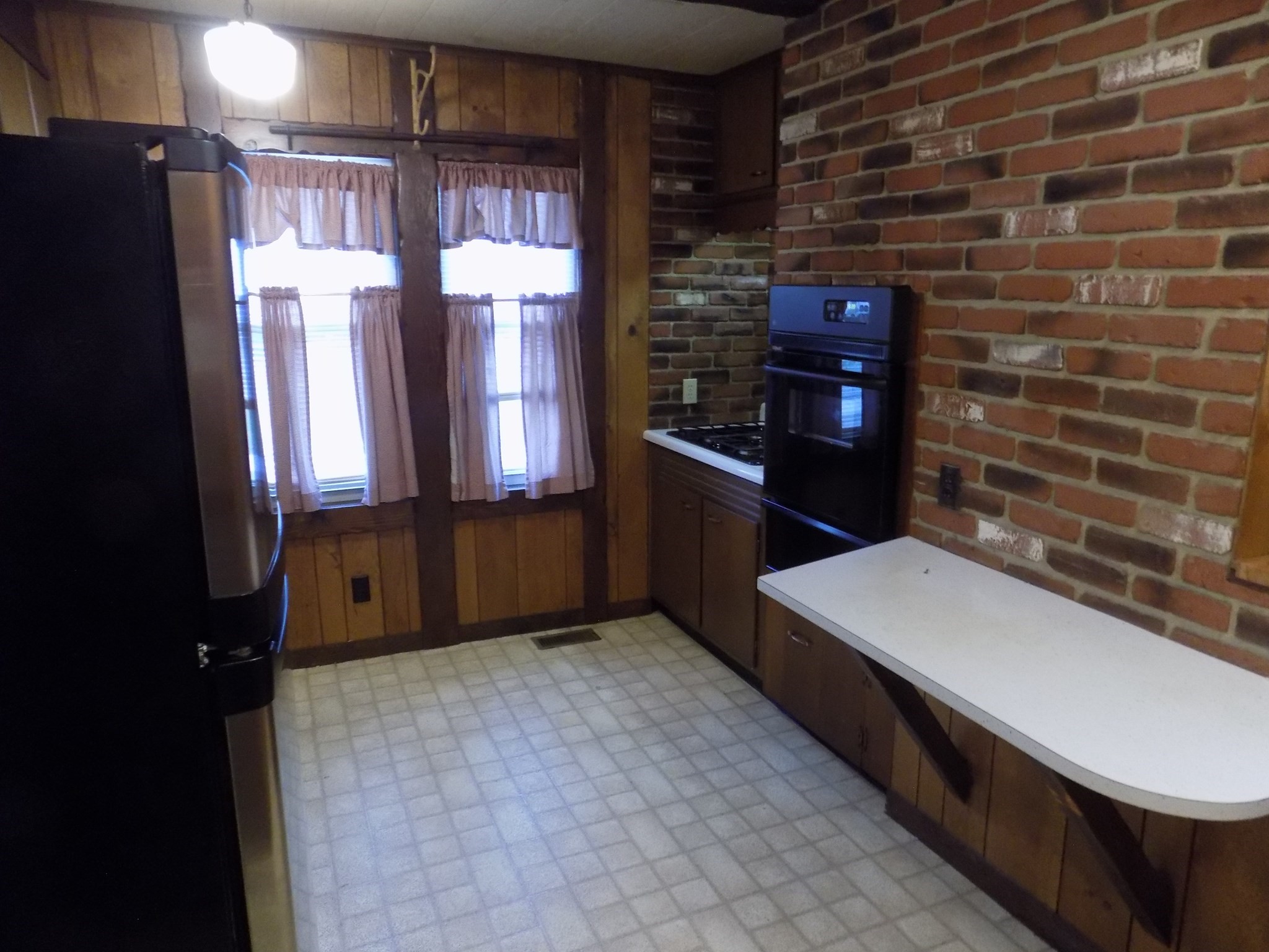 1346 President Ave. Property Photo 5