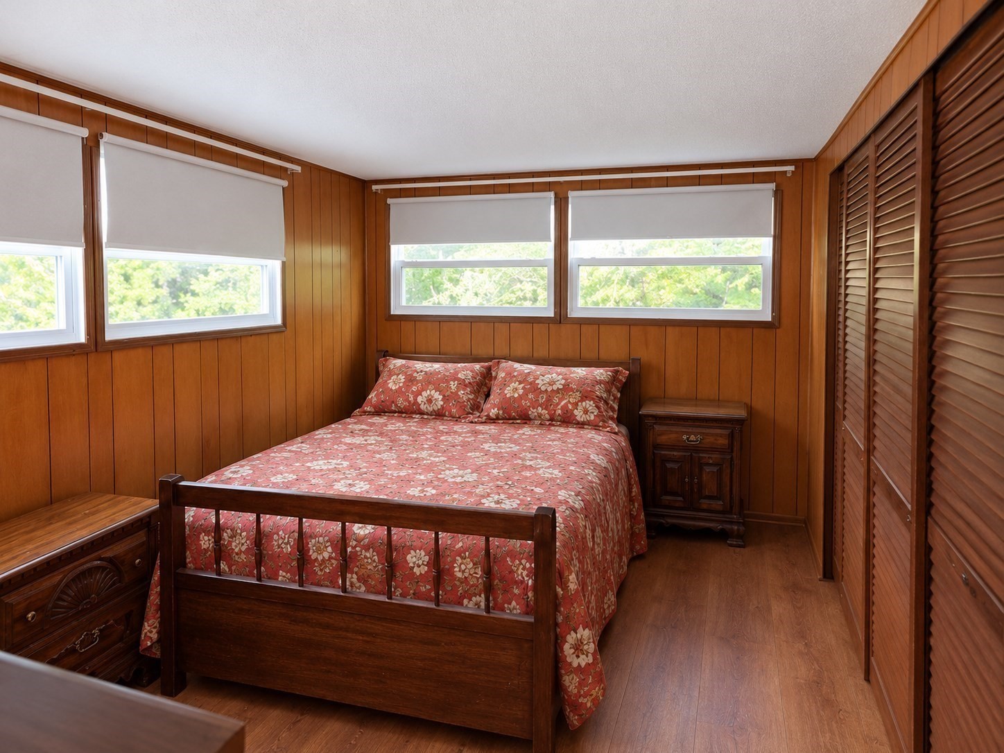 300 East Washington St # R30 Property Photo 9
