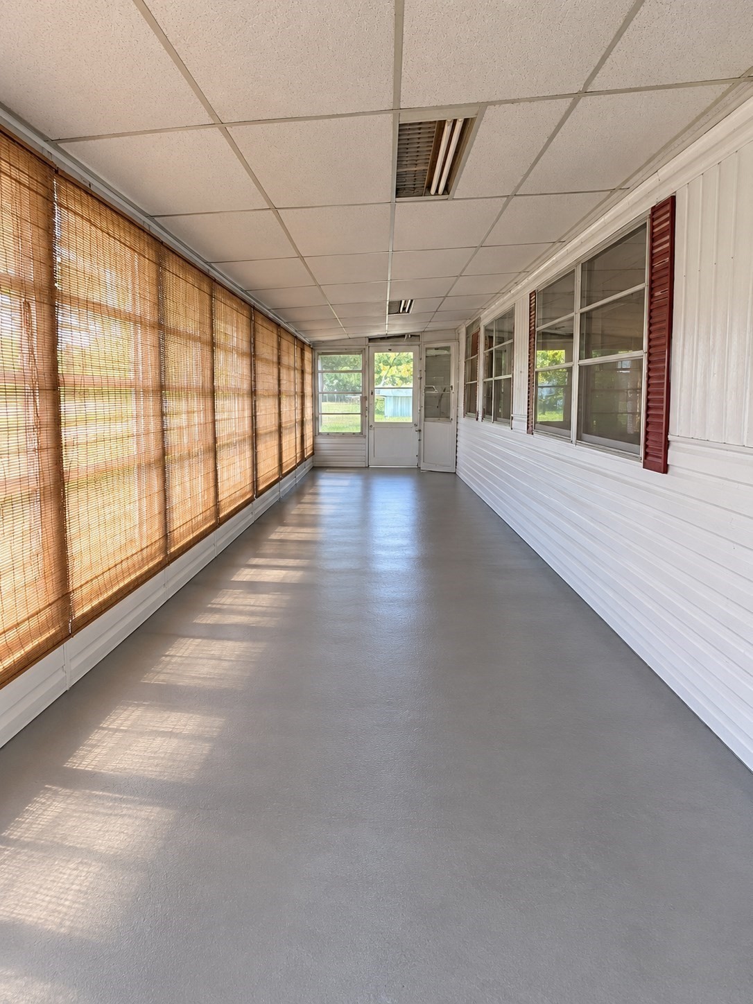 300 East Washington St # R30 Property Photo 11