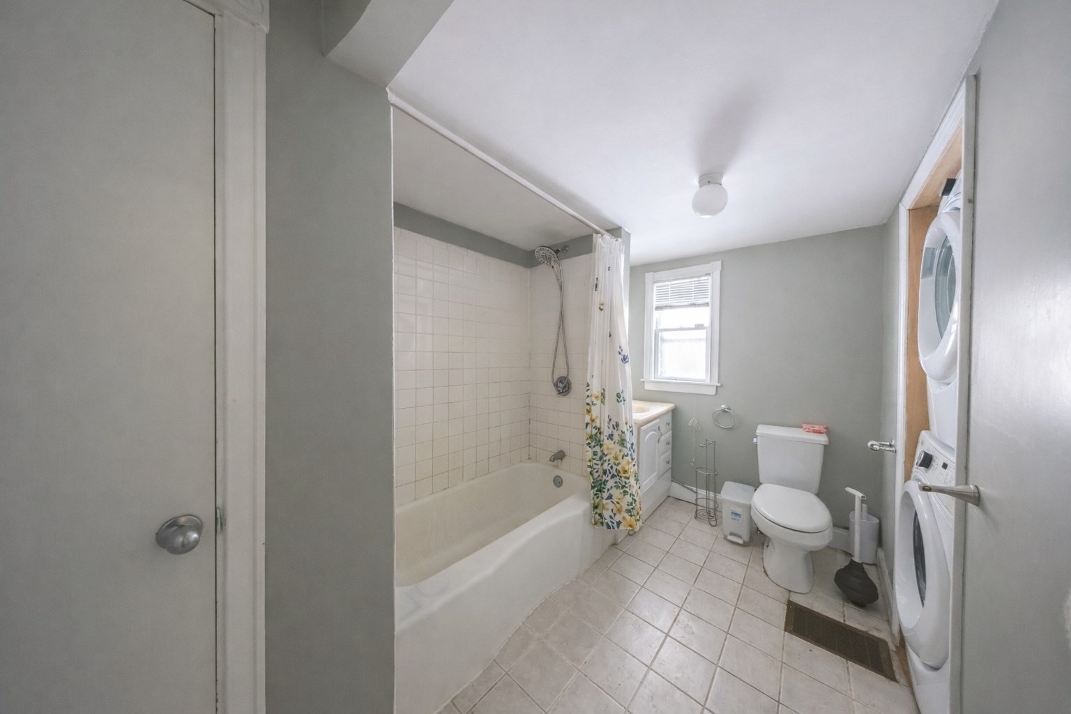 7 West St Property Photo 15