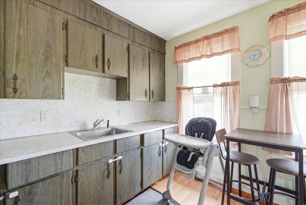 152 Davis Street U1&u2 Property Photo 23