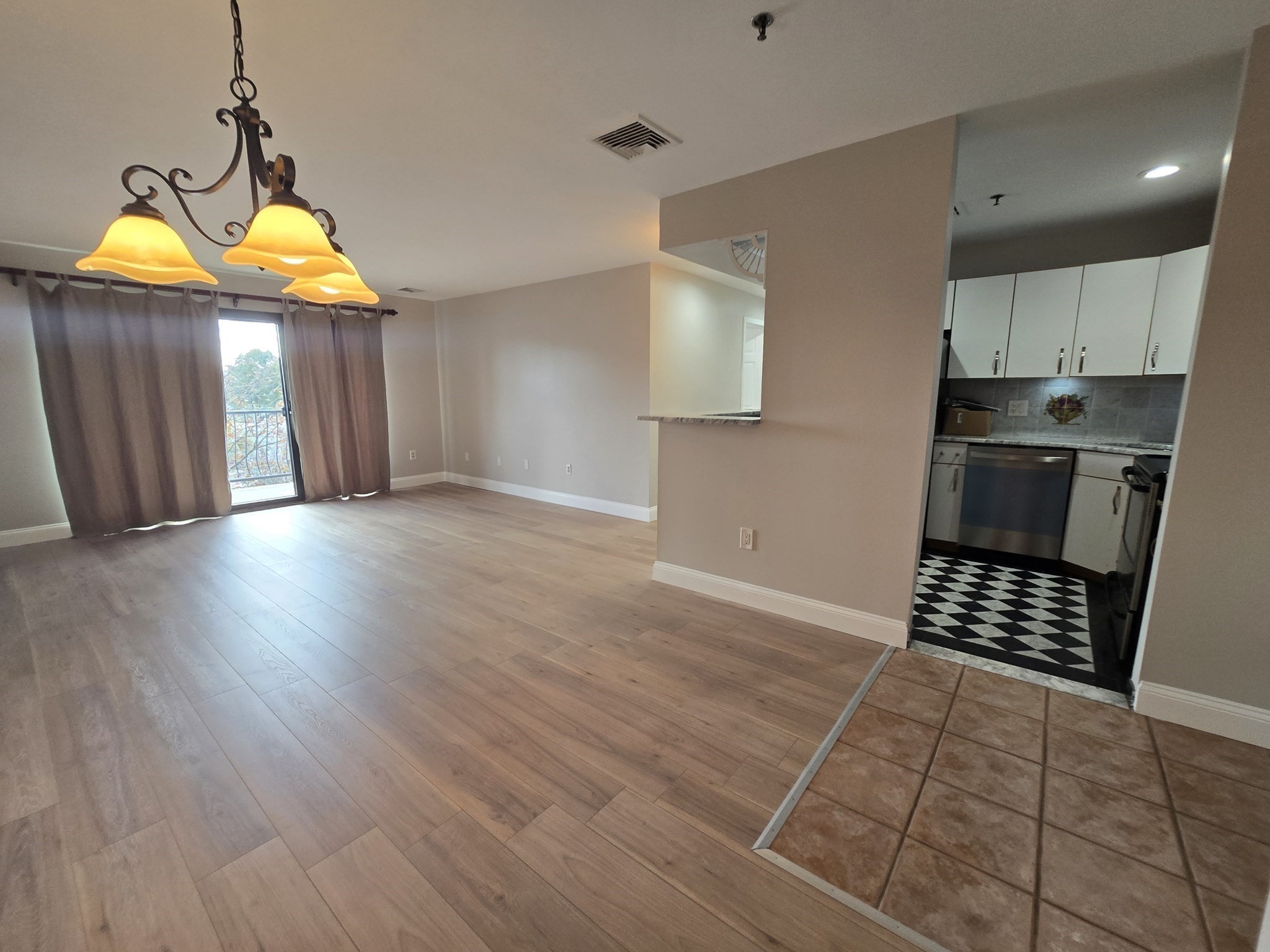 500 Washington St # 409 Property Photo 13