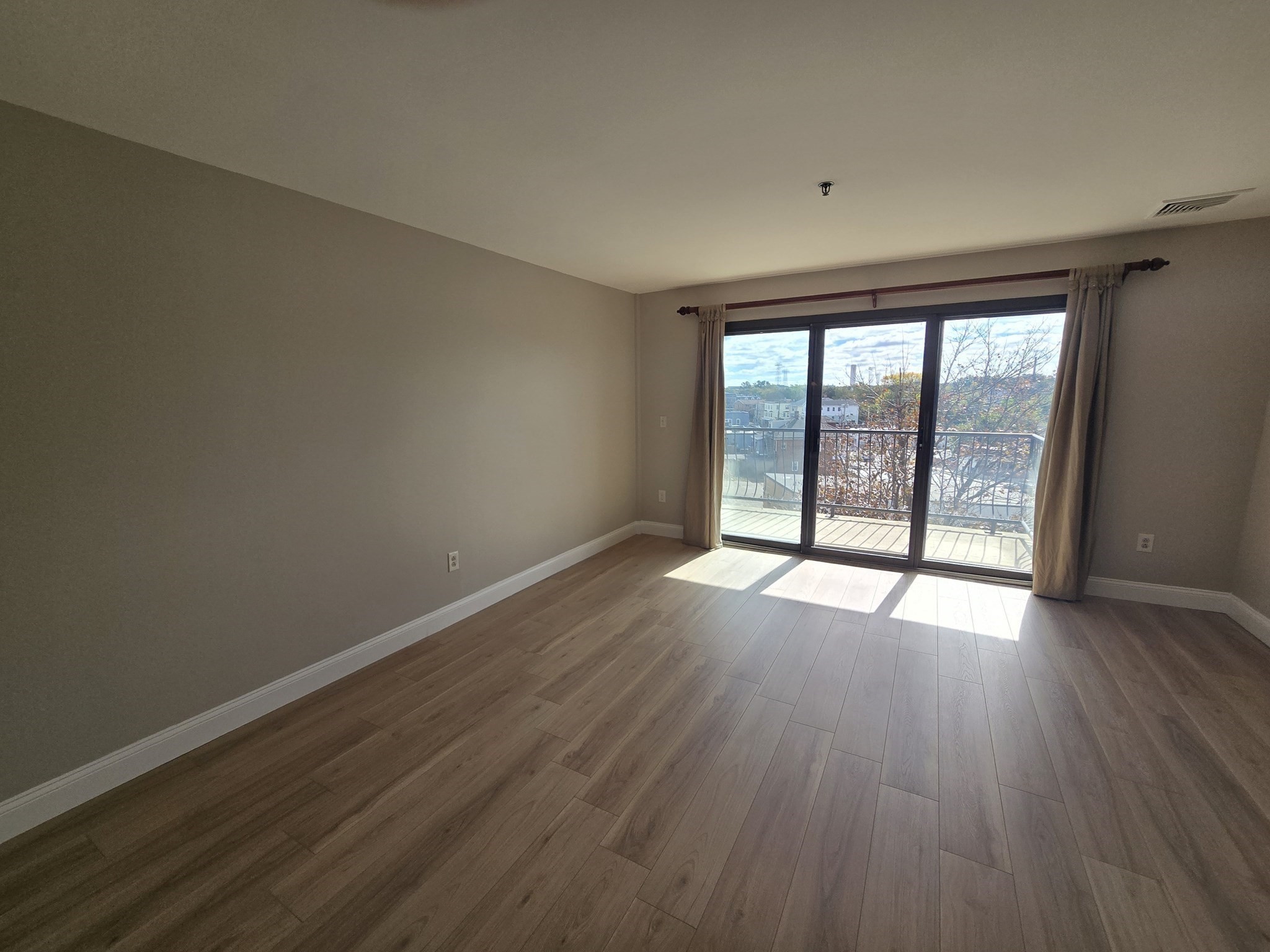 500 Washington St # 409 Property Photo 14