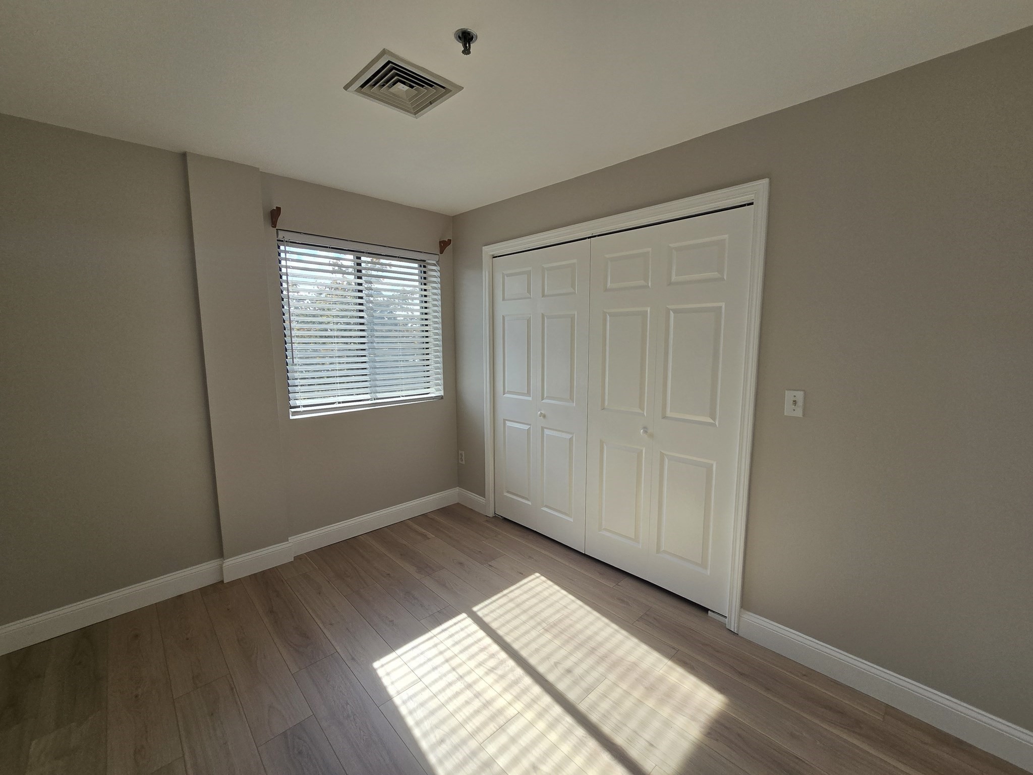 500 Washington St # 409 Property Photo 29