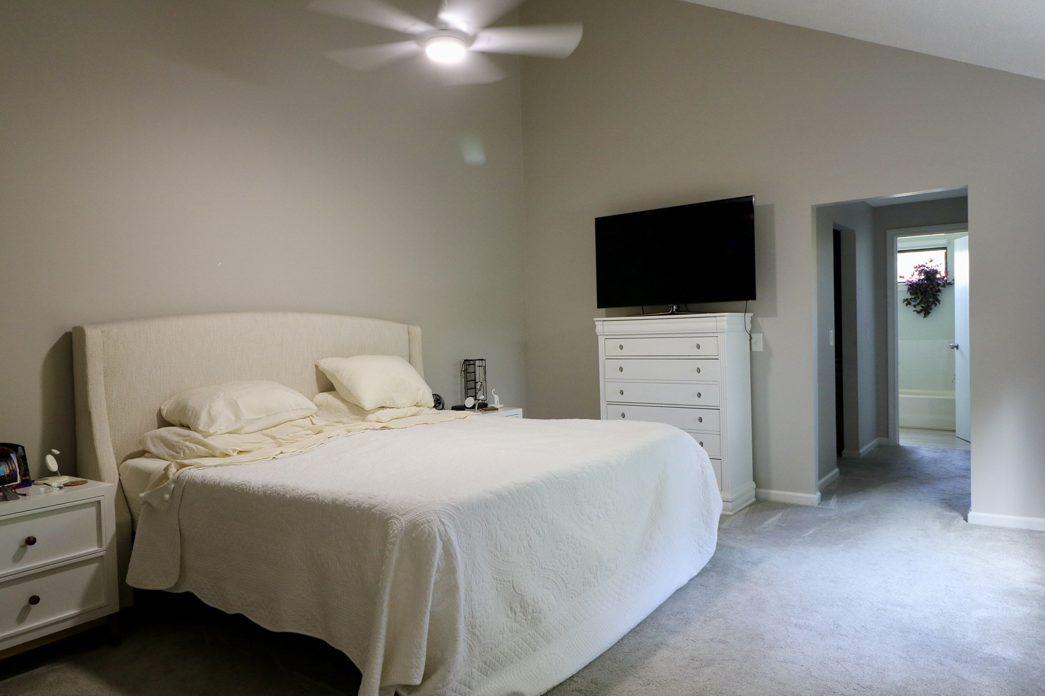 25b Country Club Ln # B Property Photo 8