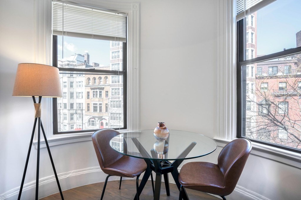 503 Beacon Street Property Photo 4