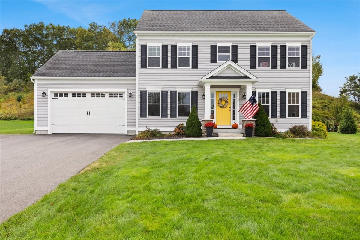18 White Rock Lane