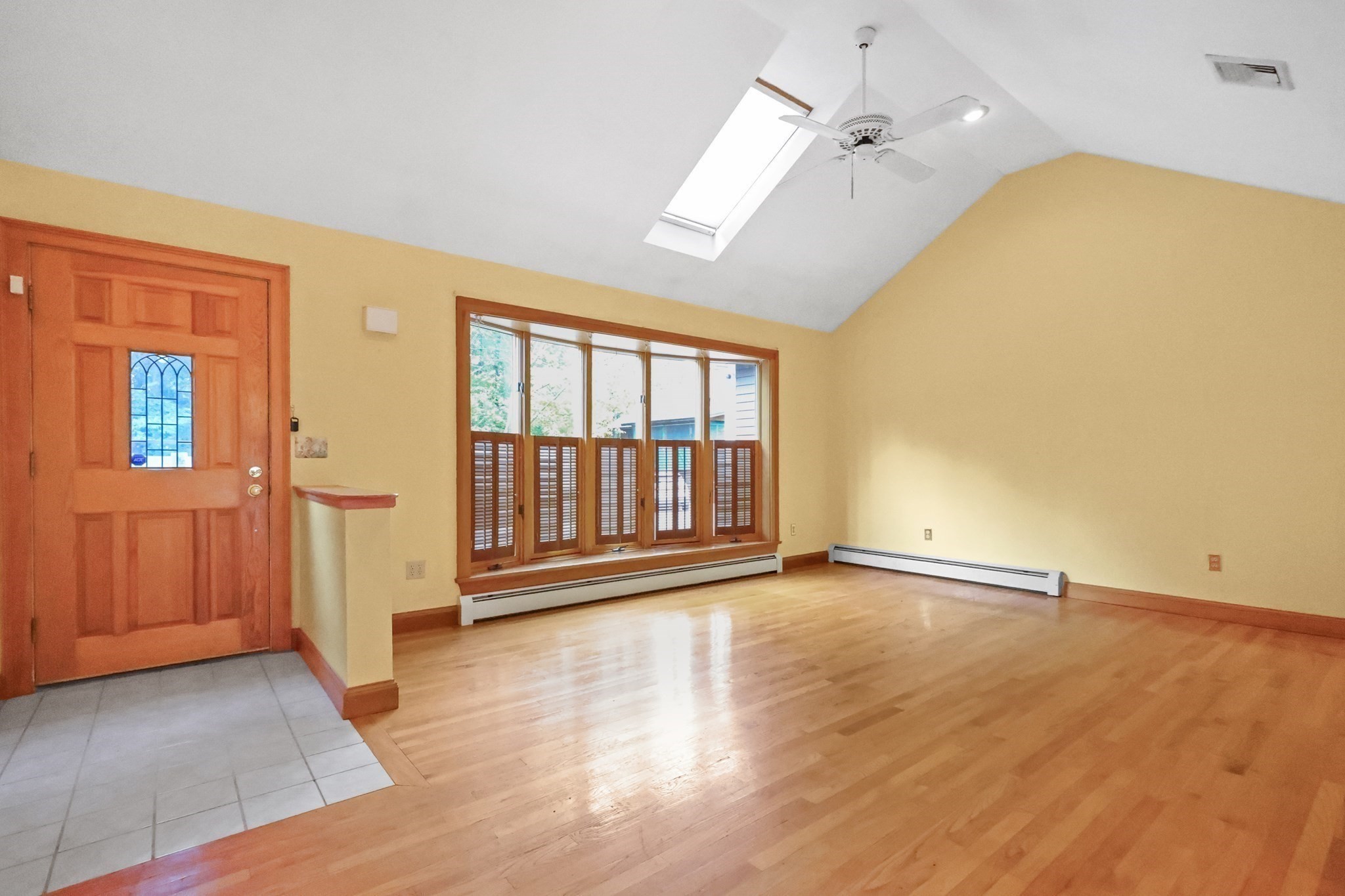 3 Amidon Ave Property Photo 2