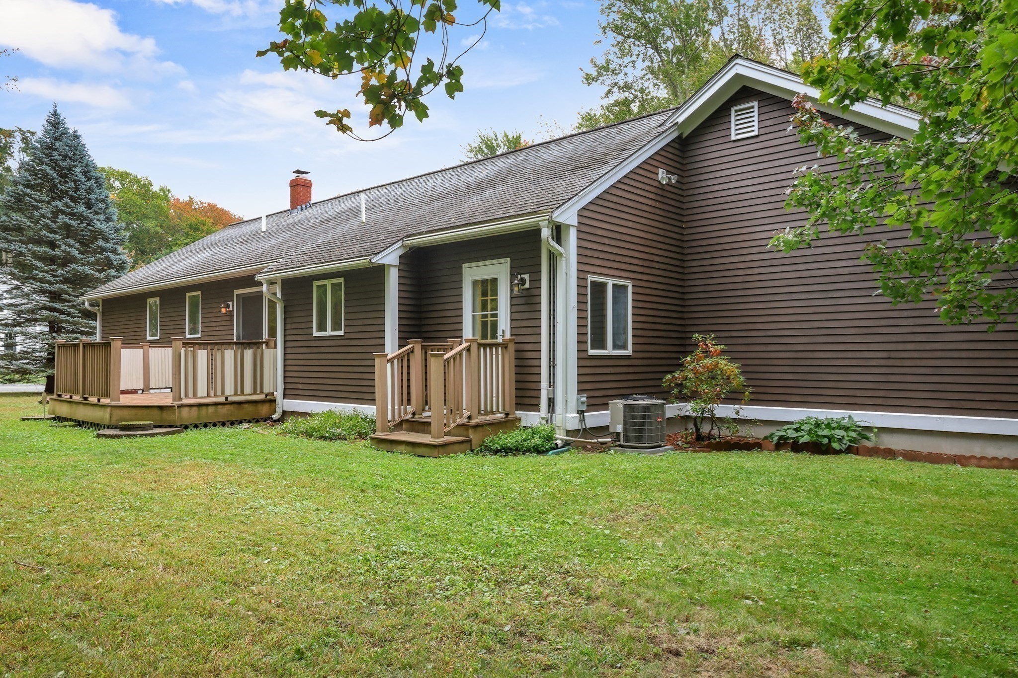 3 Amidon Ave Property Photo 23